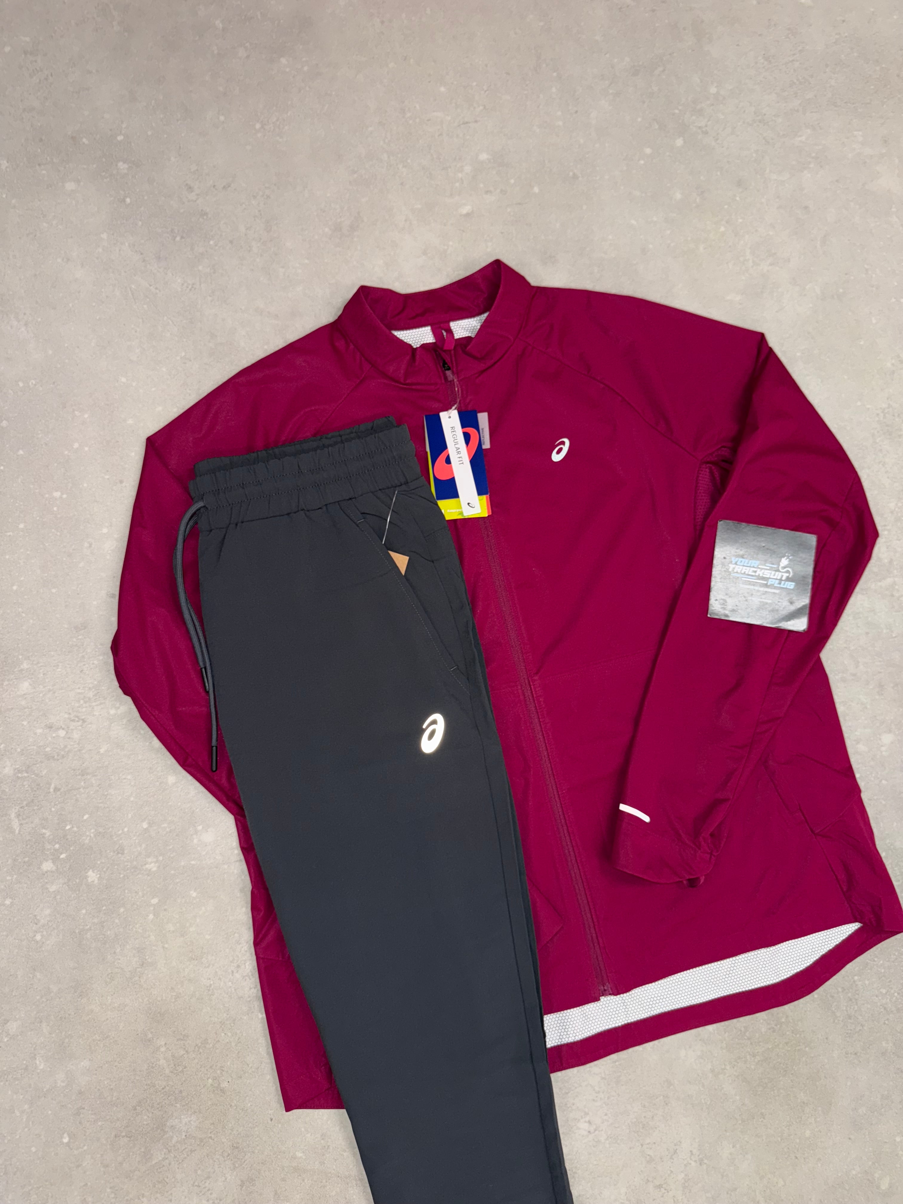 ASICS TRACKSUIT // VERY EXCLUSIVE