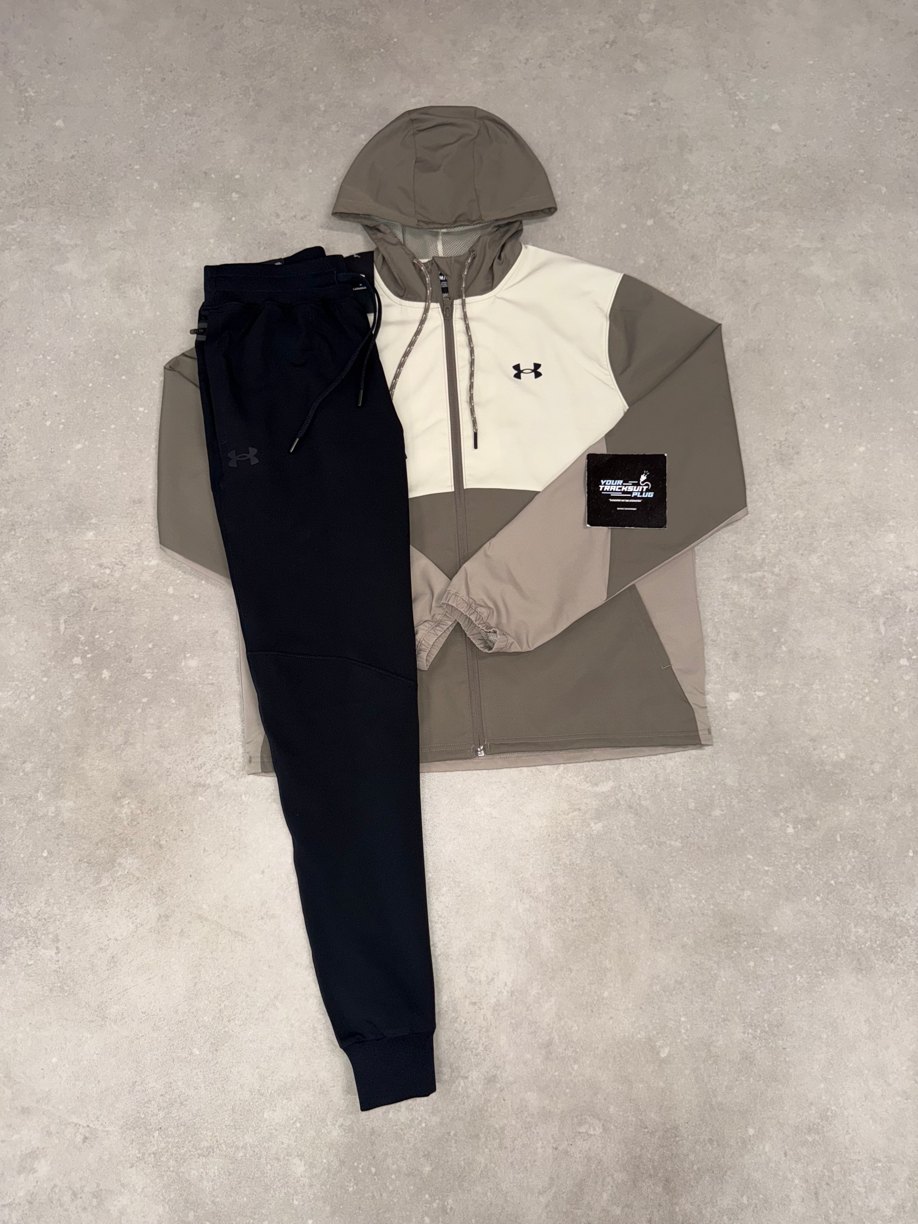 UNDER ARMOUR TRACKSUIT // LIMITED EDITION