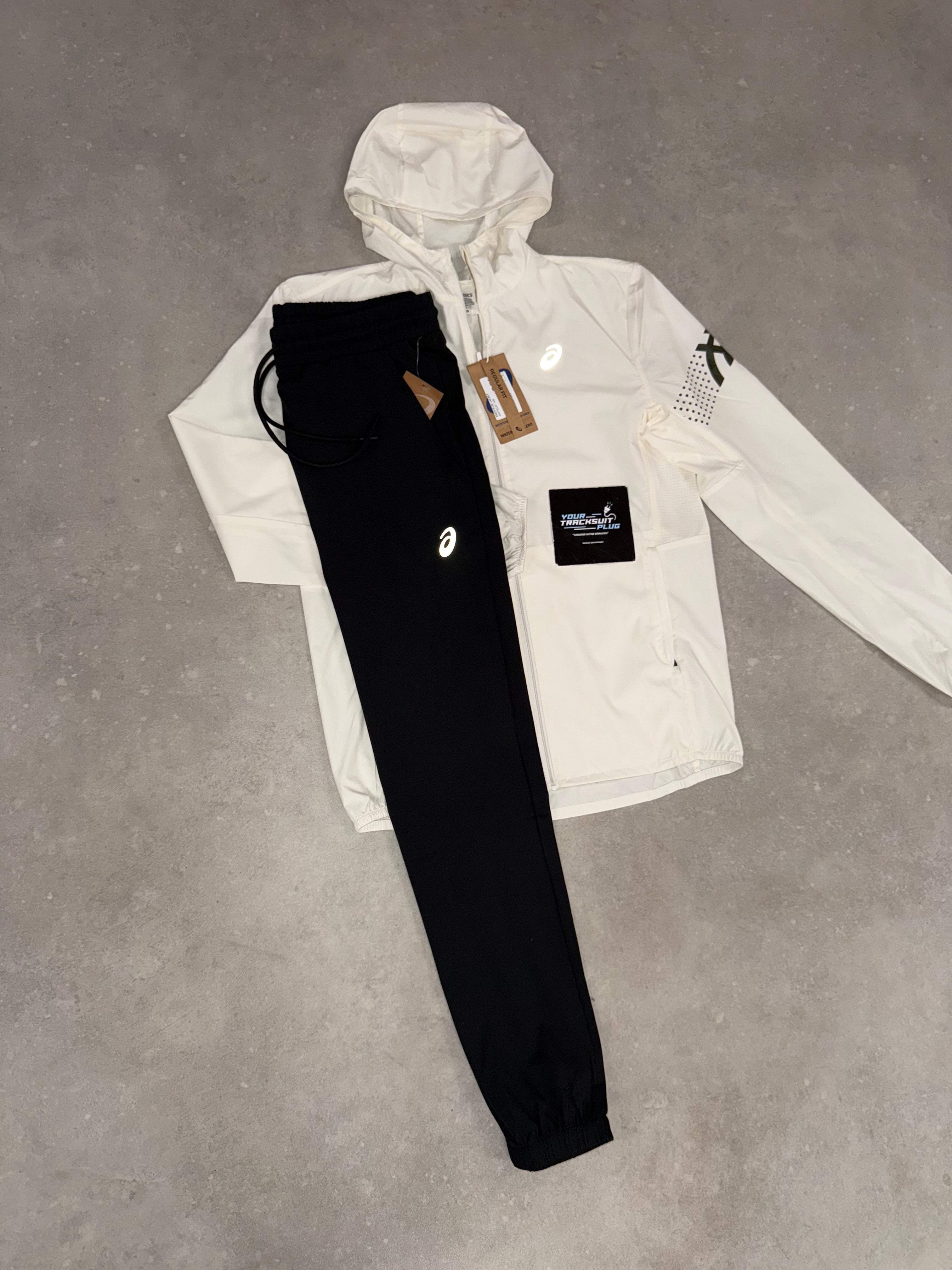 ASICS TRACKSUIT CRÈME & BLACK