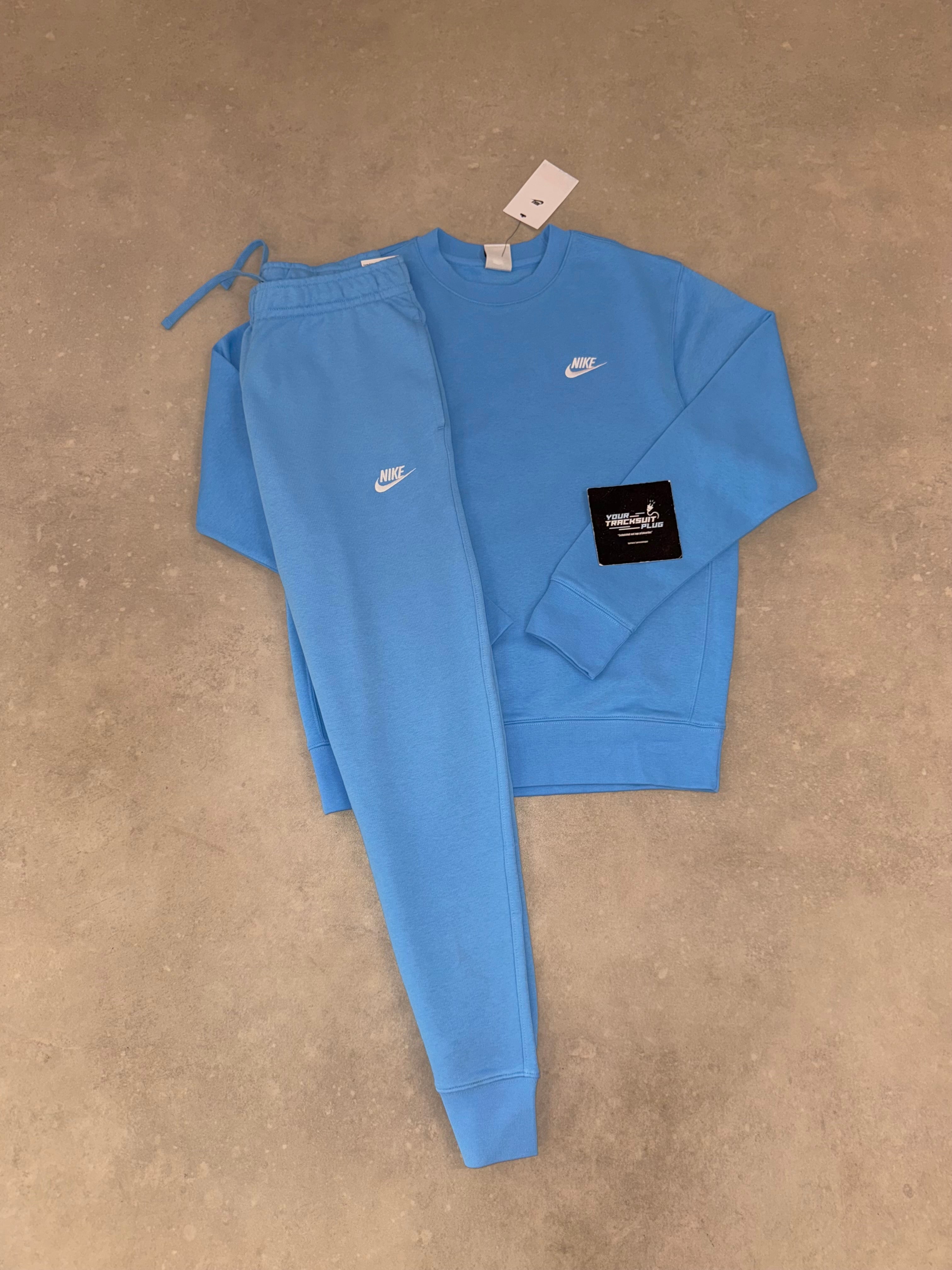 NIKE TRACKSUIT BABY BLUE // SWEATER EDITION