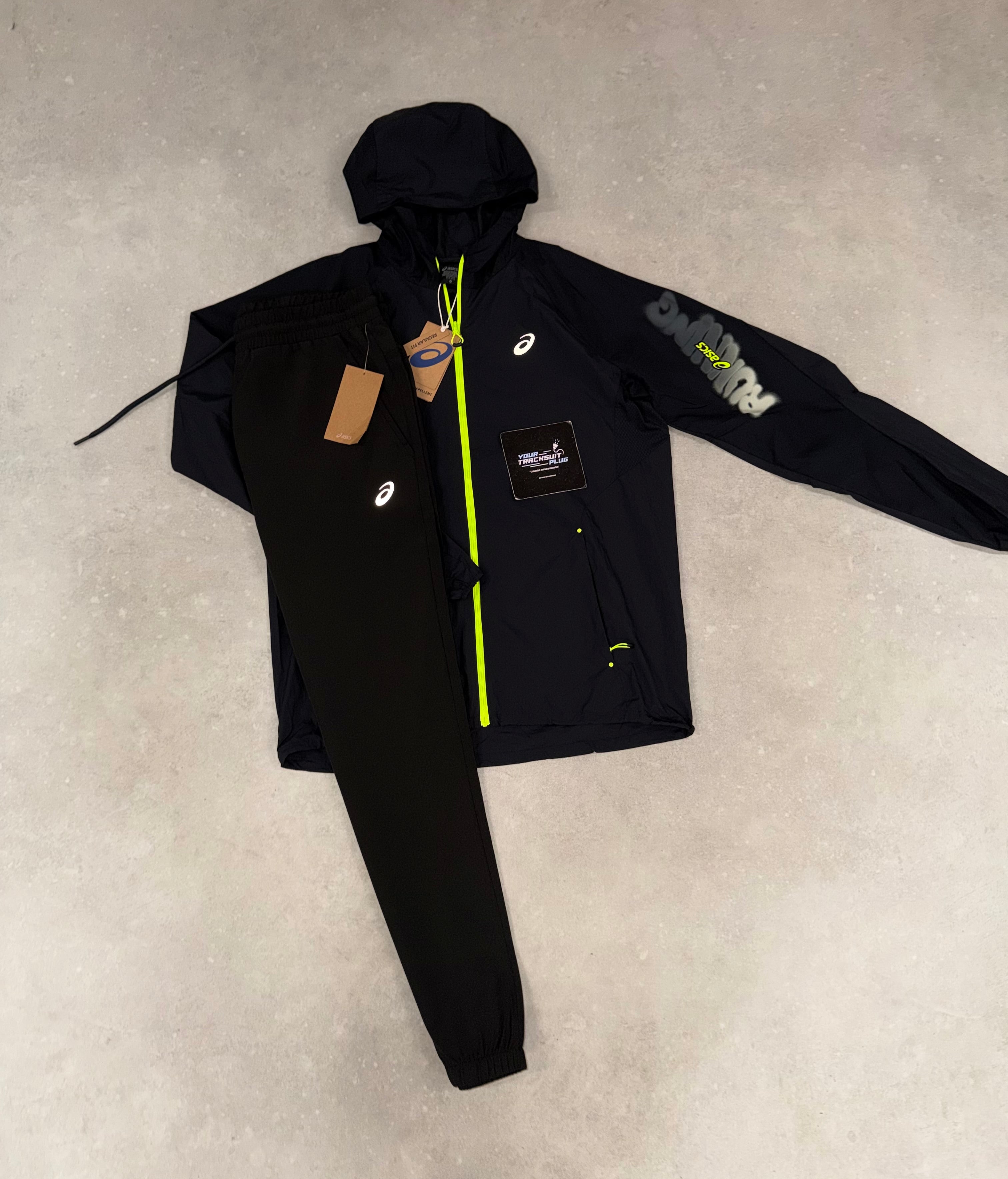 ASICS TRACKSUIT // VERY EXCLUSIVE