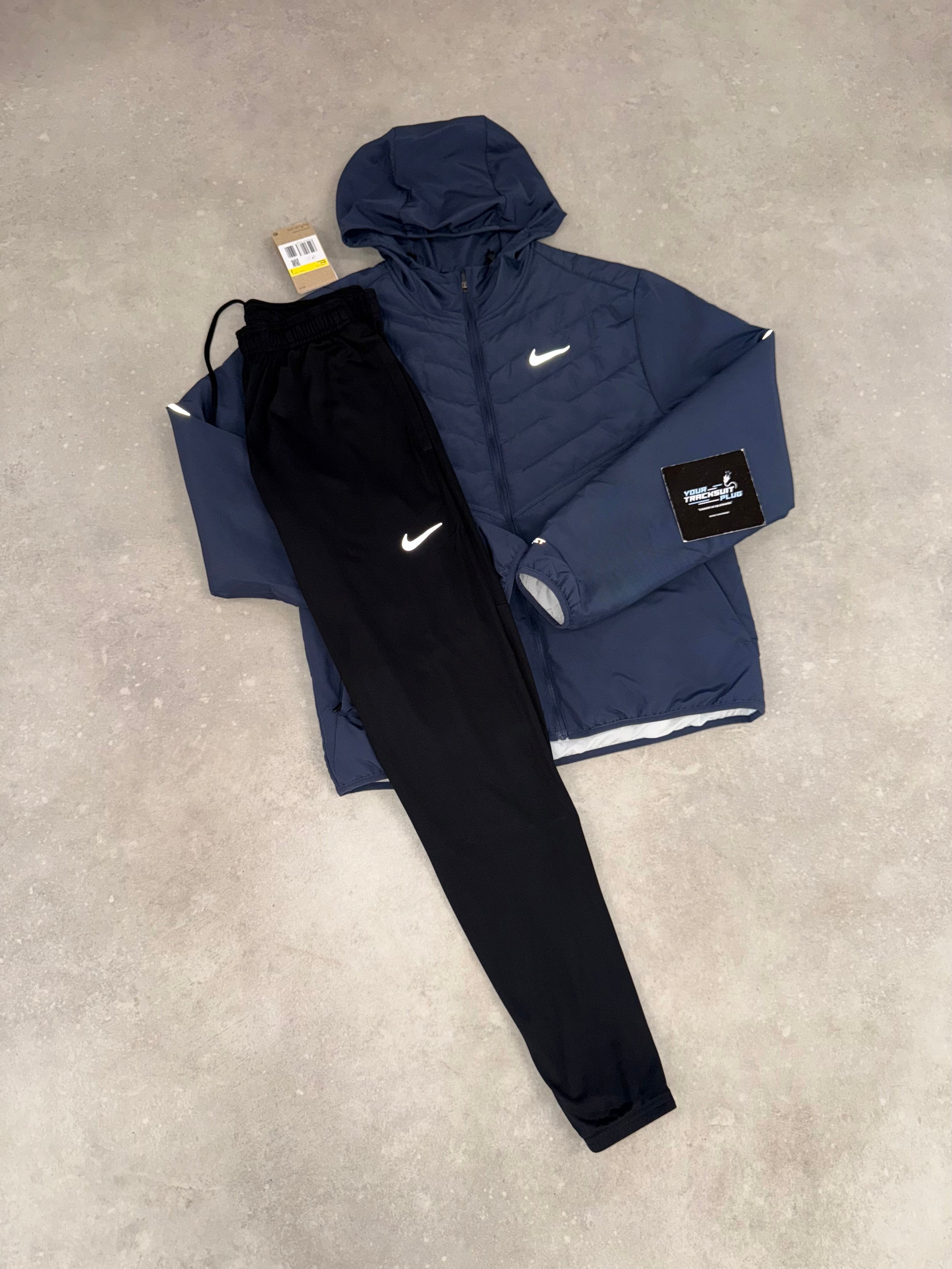 NIKE TRACKSUIT // LIMITED EDITION