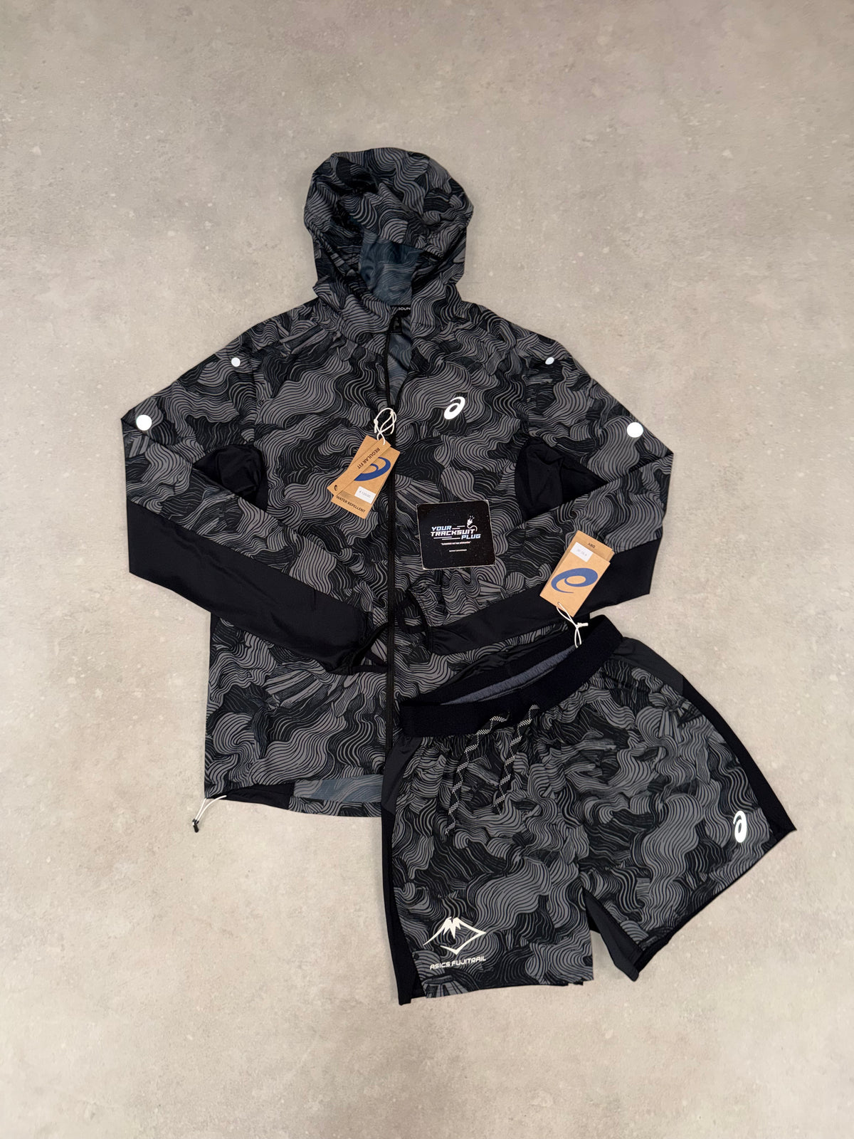 ASICS SHORT SET // THE LATEST