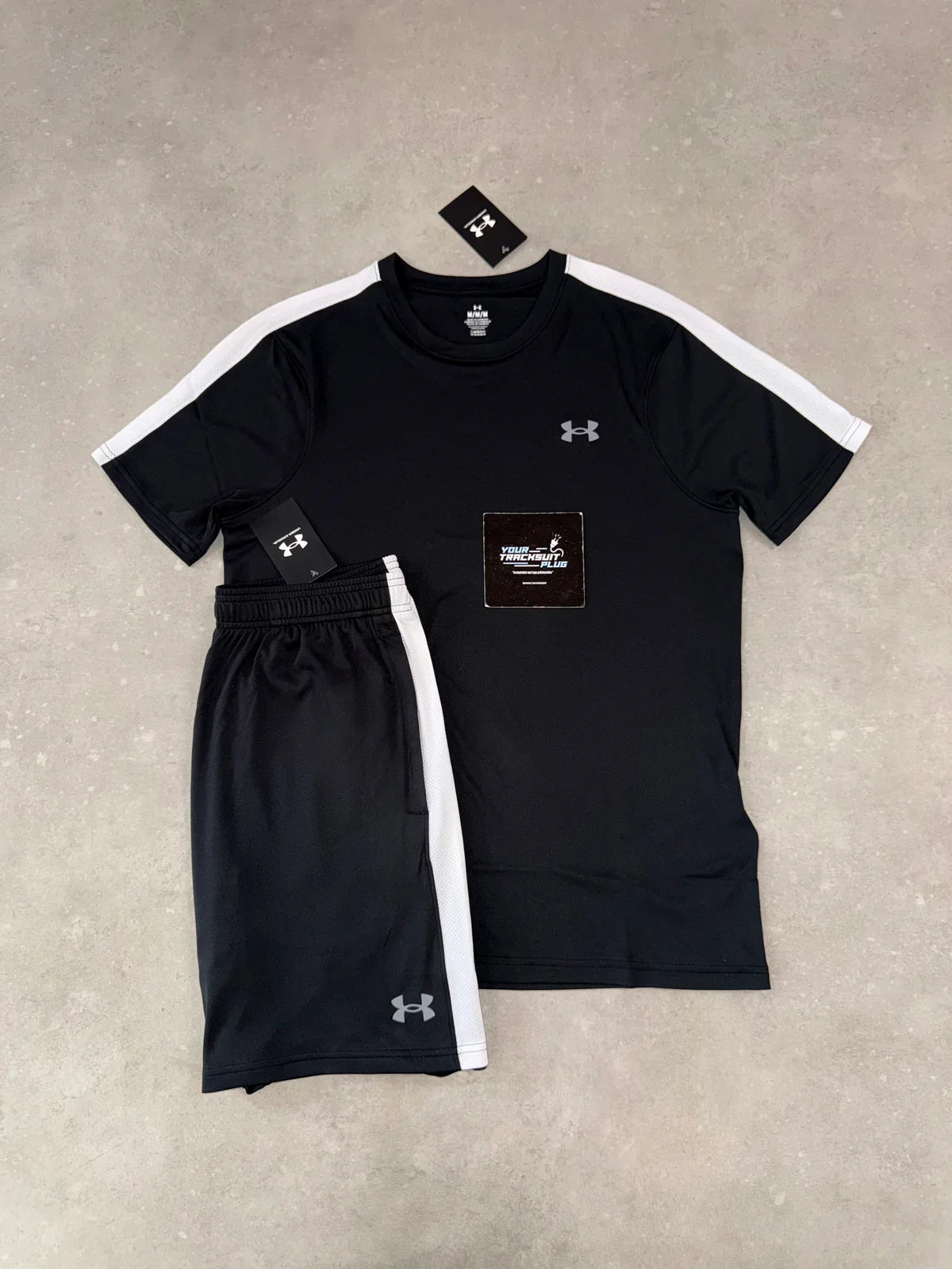 UNDER ARMOUR BLACK & WHITE SUMMER SET // THE LATEST