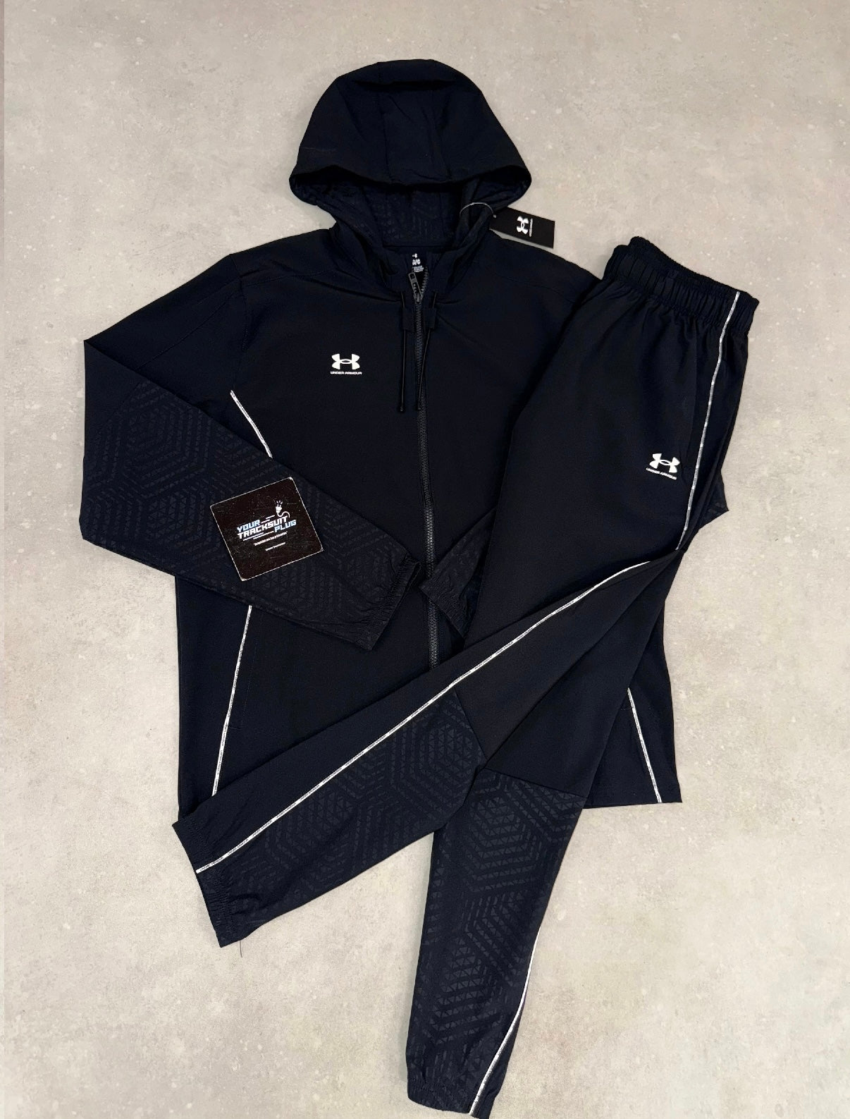 UNDER ARMOUR BLACK & WHITE TRACKSUIT