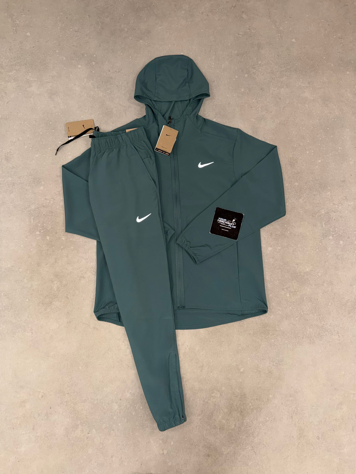NIKE TRACKSUIT // THE LATEST