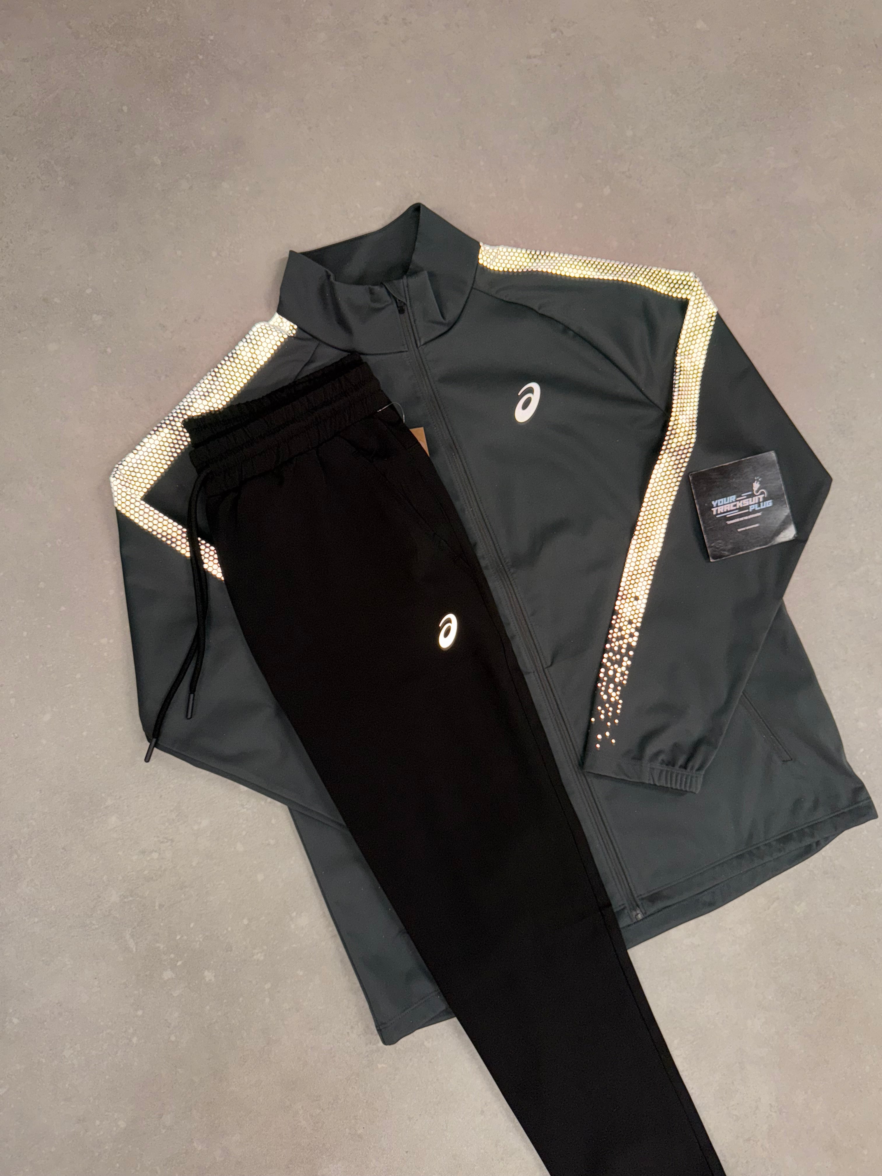 ASICS SOFT-SHEL LITE EDITION // VERY EXCLUSIVE