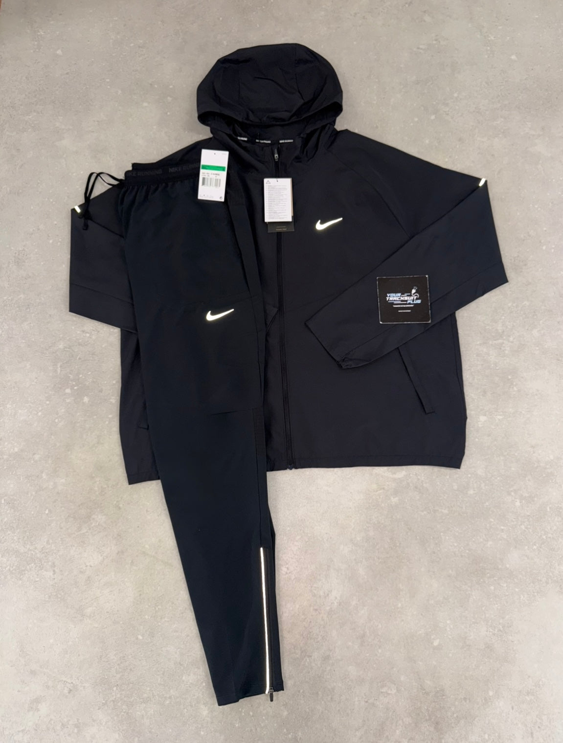 NIKE TRACKSUIT BLACK ON BLACK