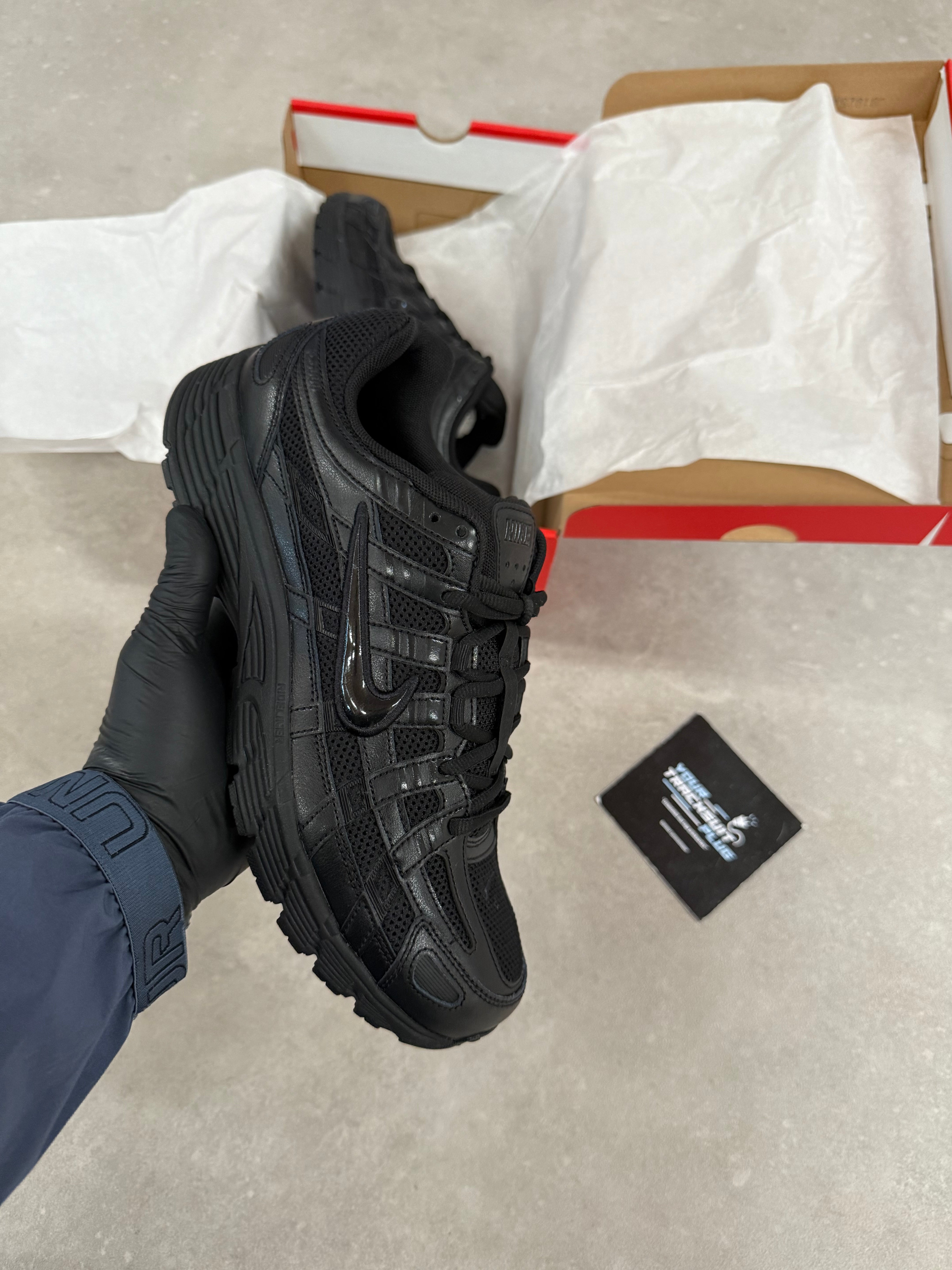 NIKE P6000 BLACK EDITION