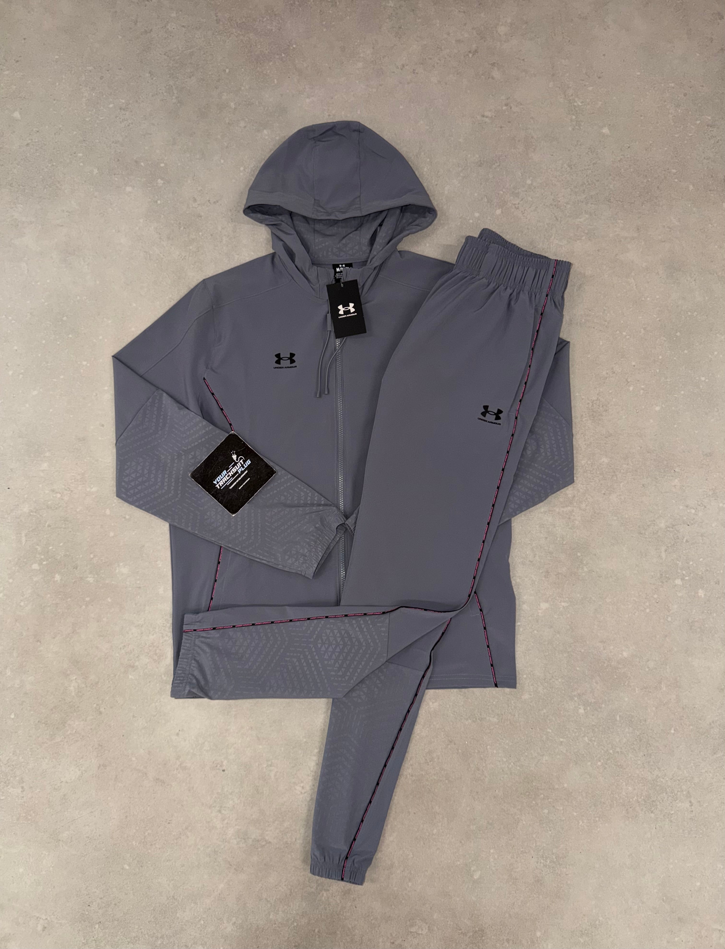 UNDER ARMOUR TRACKSUIT GREY // THE LATEST