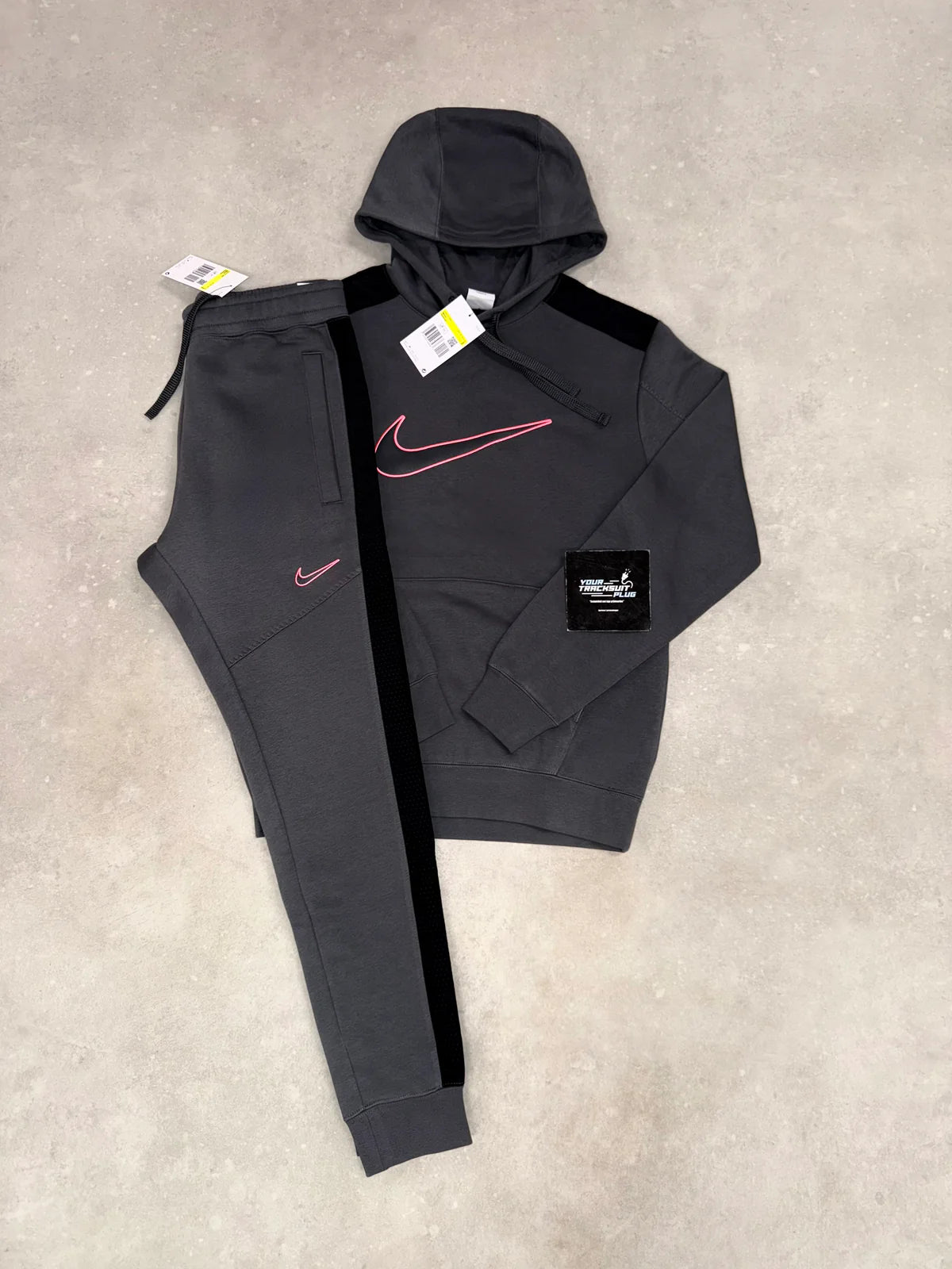 NIKE TRACKSUIT // HOODY EDITION