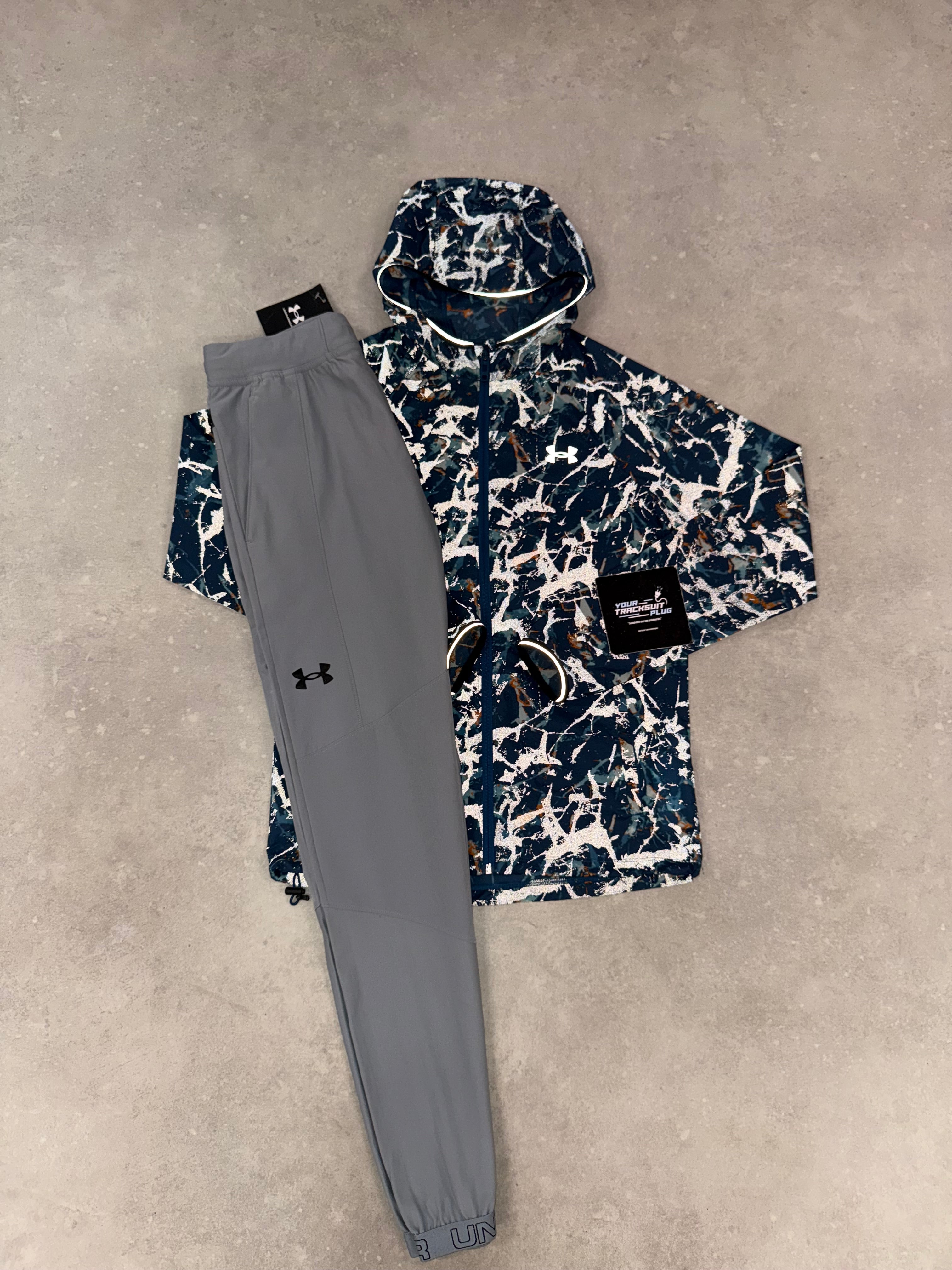 UNDER ARMOUR TRACKSUIT // VERY VERY EXCLUSIVE