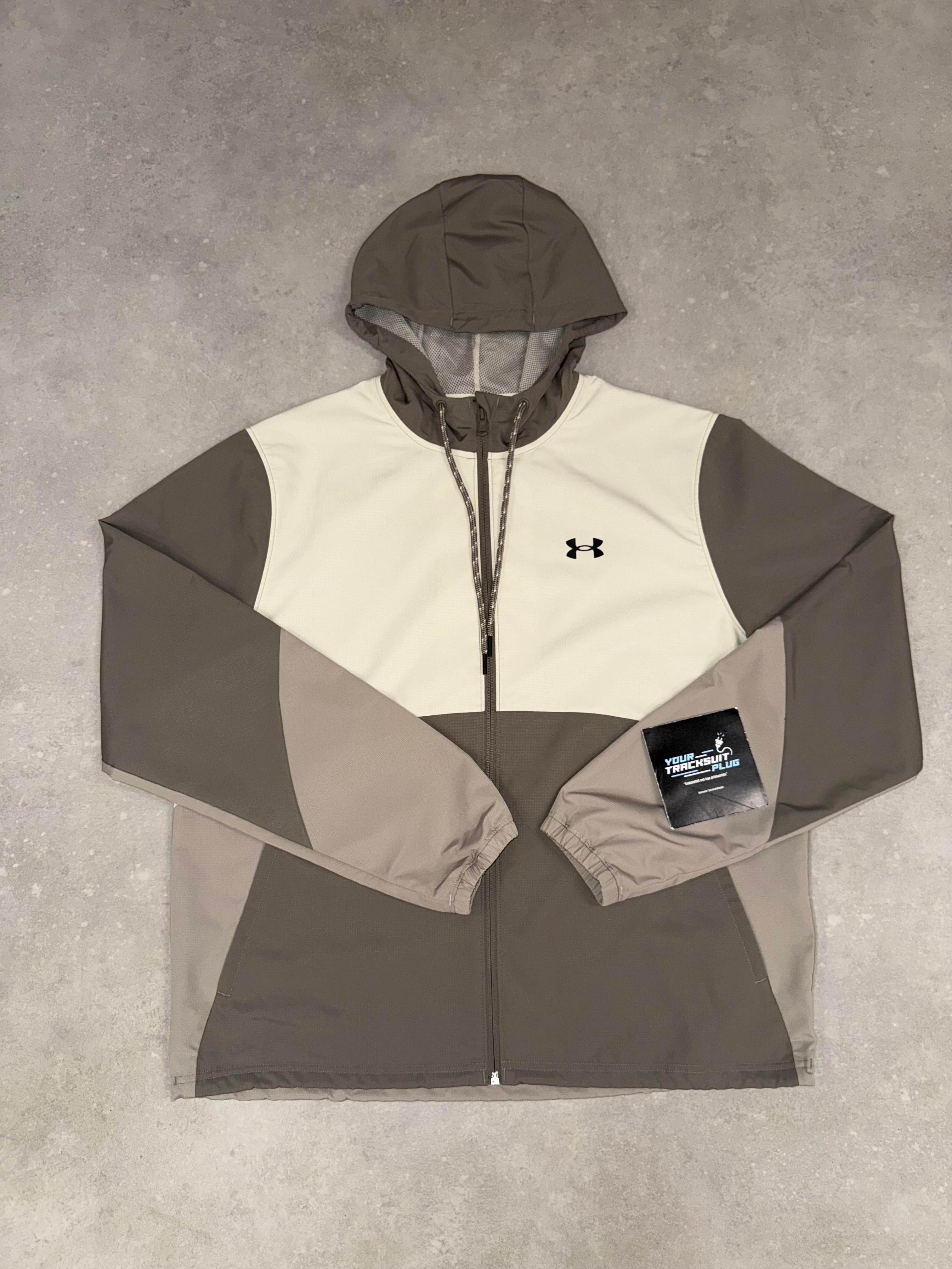 UNDER ARMOUR TRACKSUIT BEIGE // VERY EXCLUSIVE