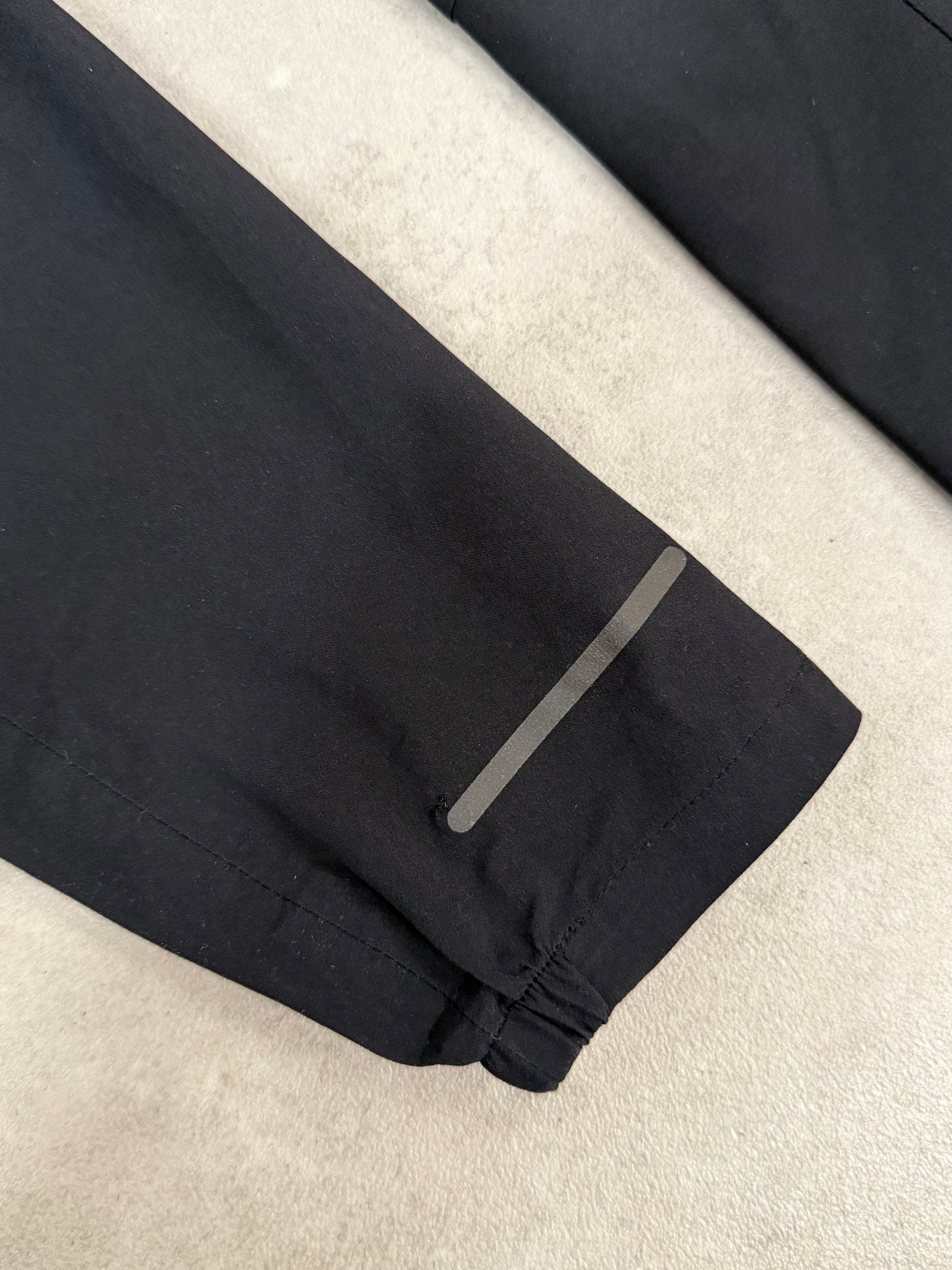 ASICS SOFT-SHELL TRACKSUIT BLACK & GREY // VERY EXCLUSIVE