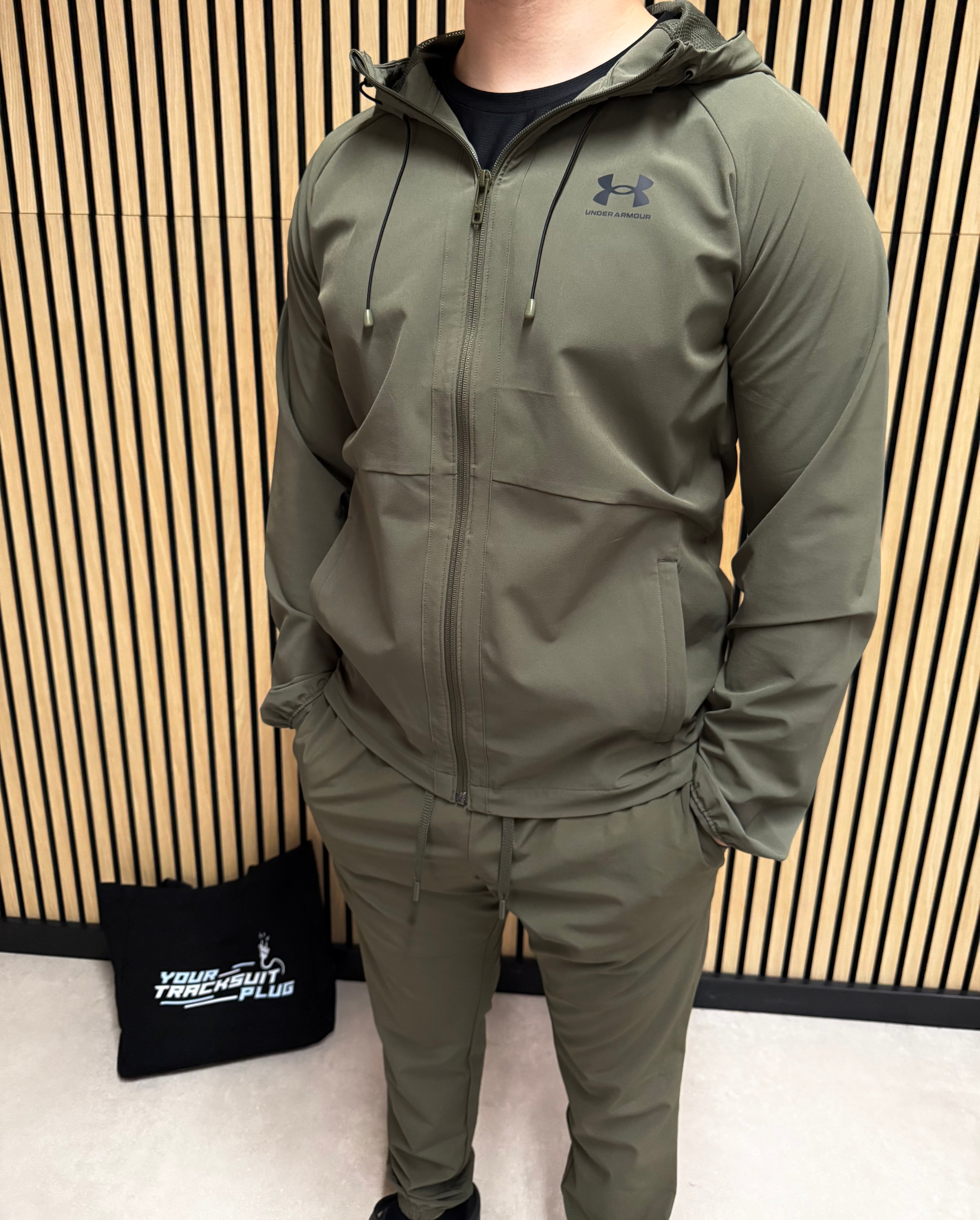 UNDER ARMOUR TRACKSUIT GREEN