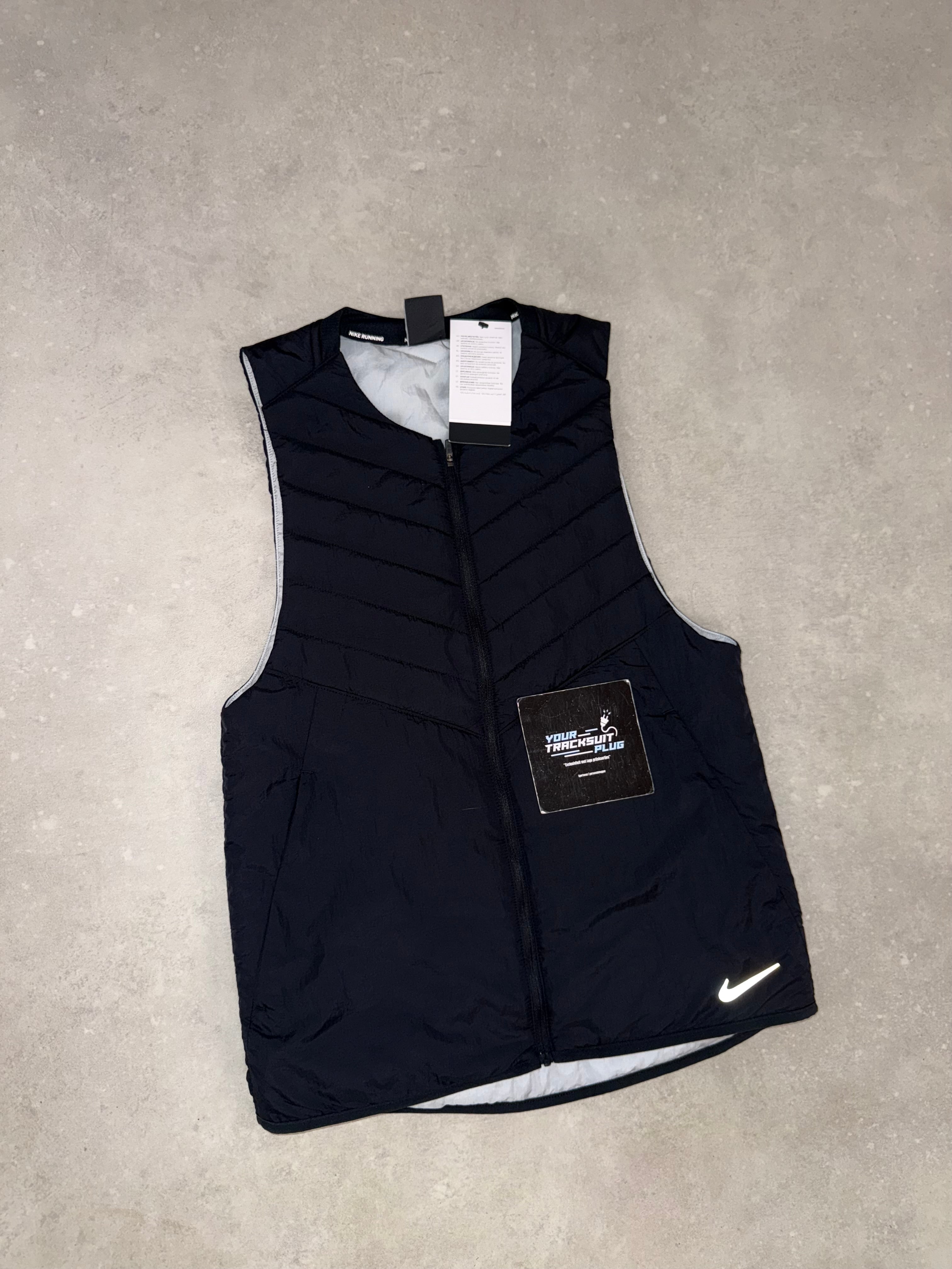 NIKE BODYWARMER BLACK // LIMITED EDITION