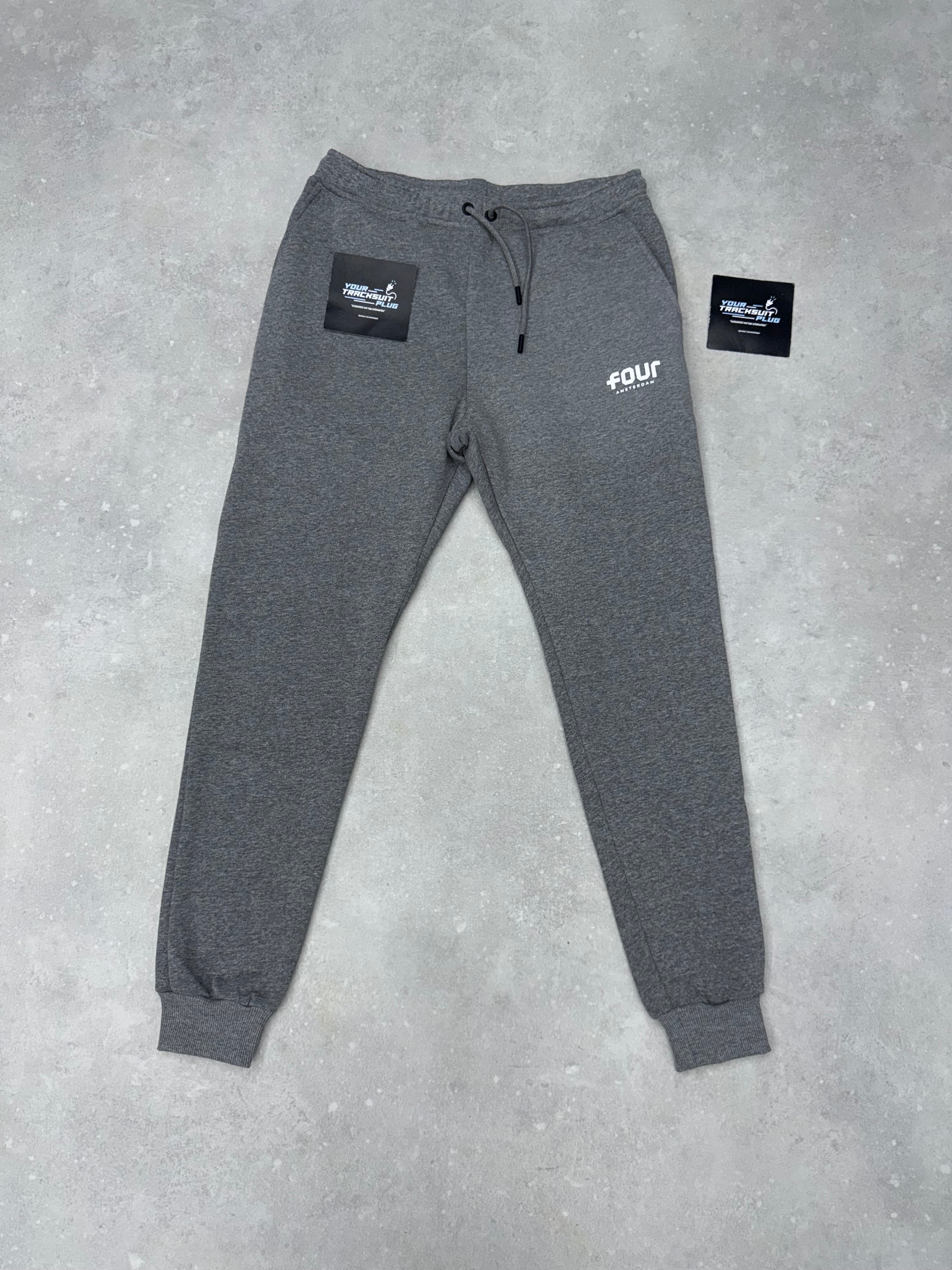 FOUR PANTS // GREY