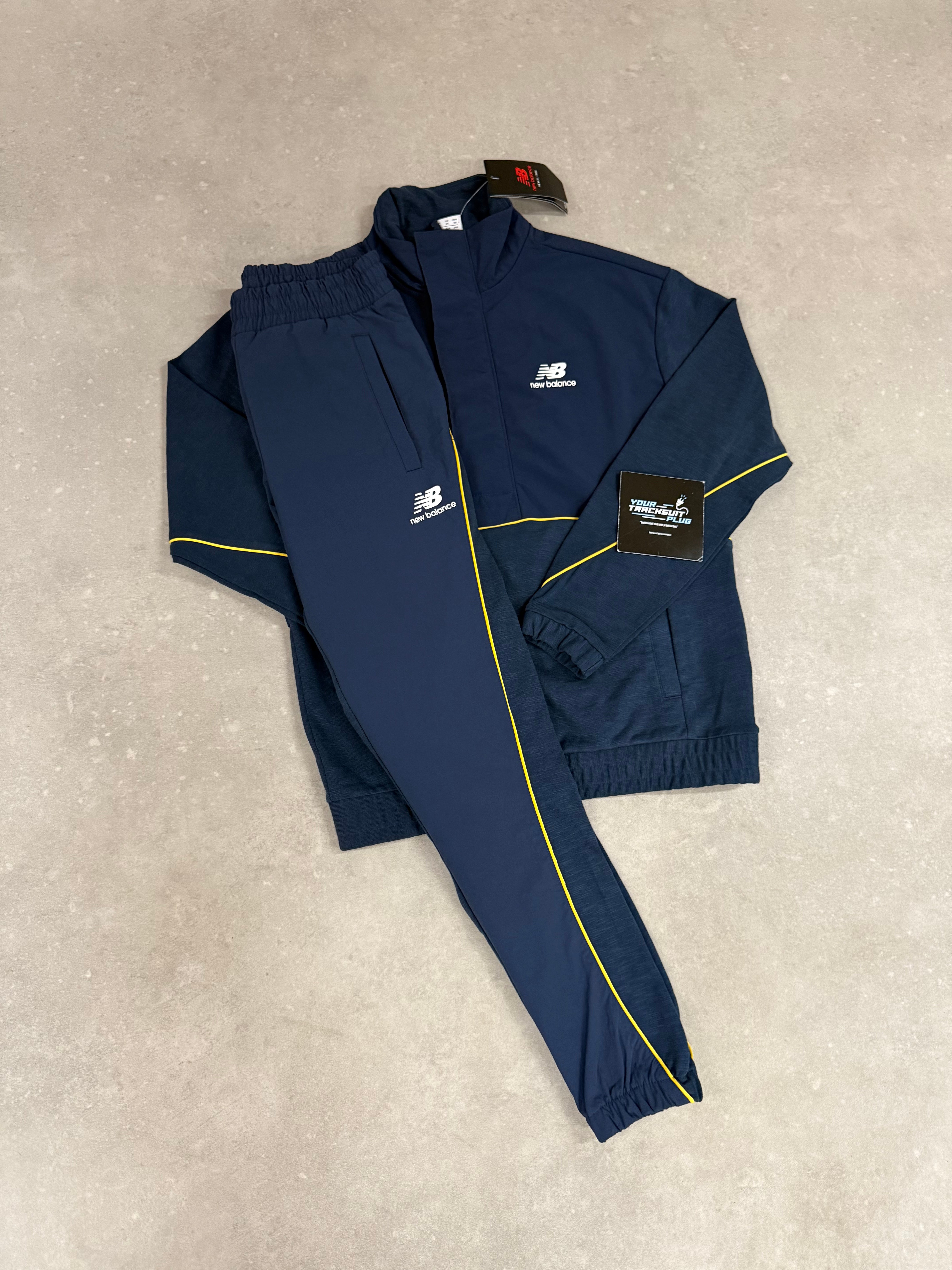 NEW BALANCE TRACKSUIT // LIMITED EDITION