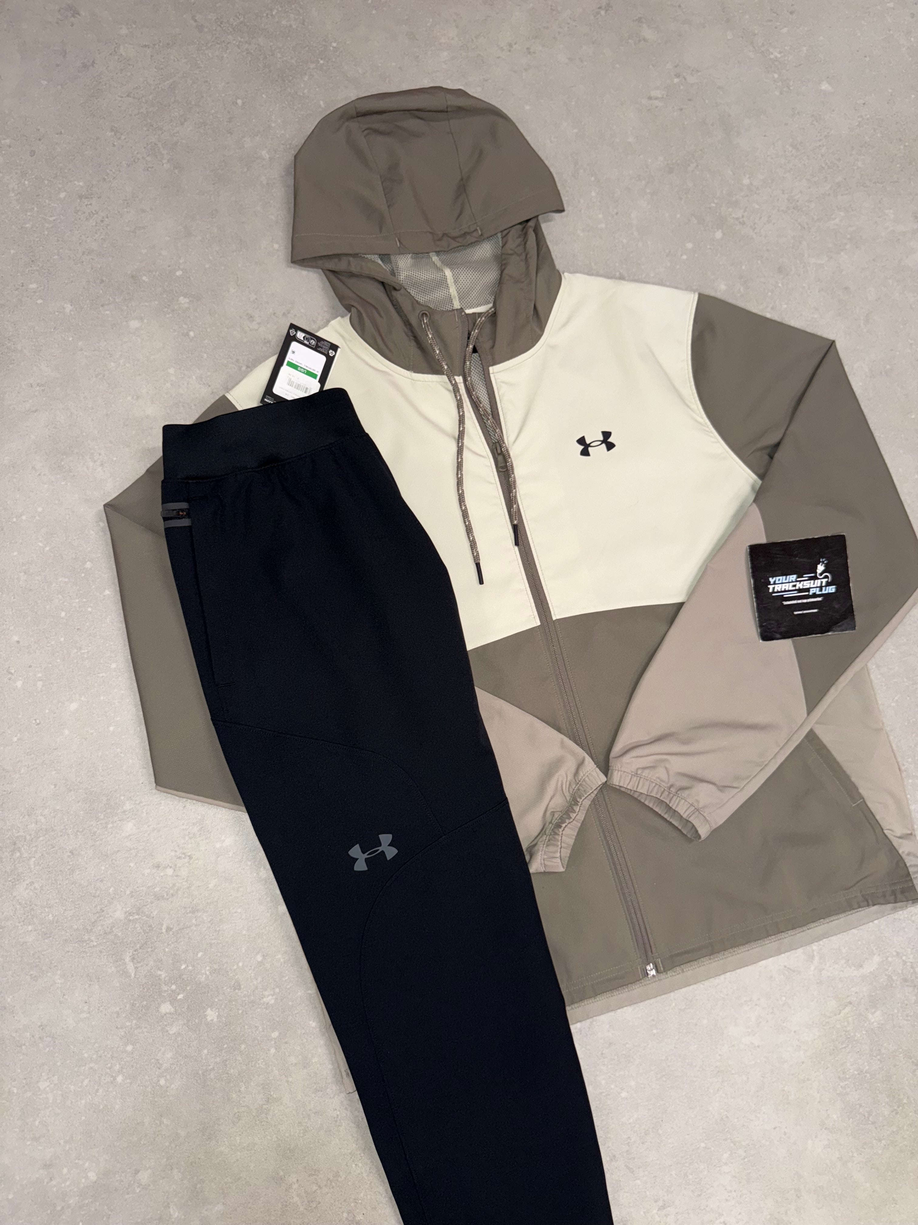 UNDER ARMOUR TRACKSUIT // LIMITED EDITION
