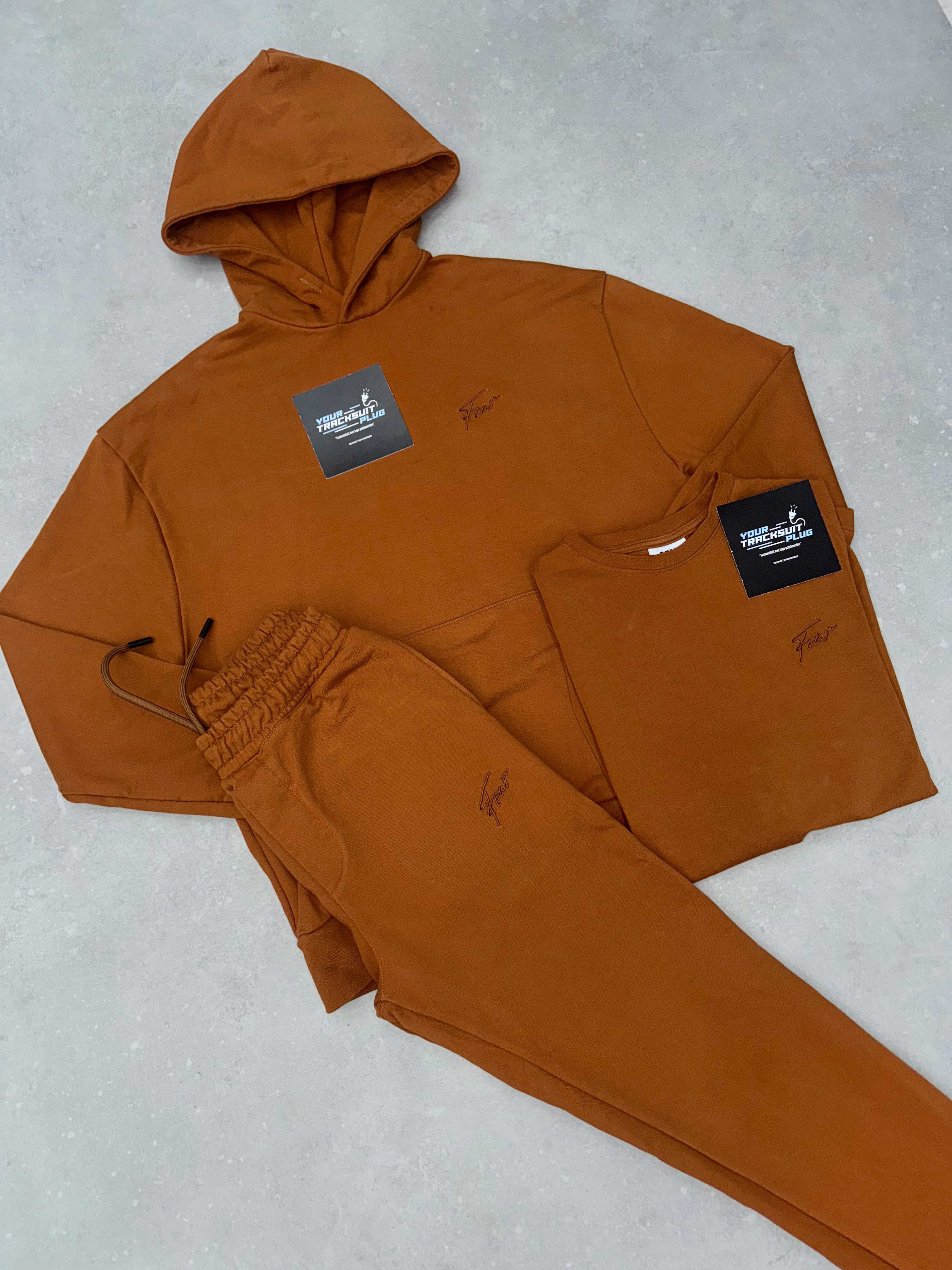 FOUR TRACKSUIT COMBIEDEAL