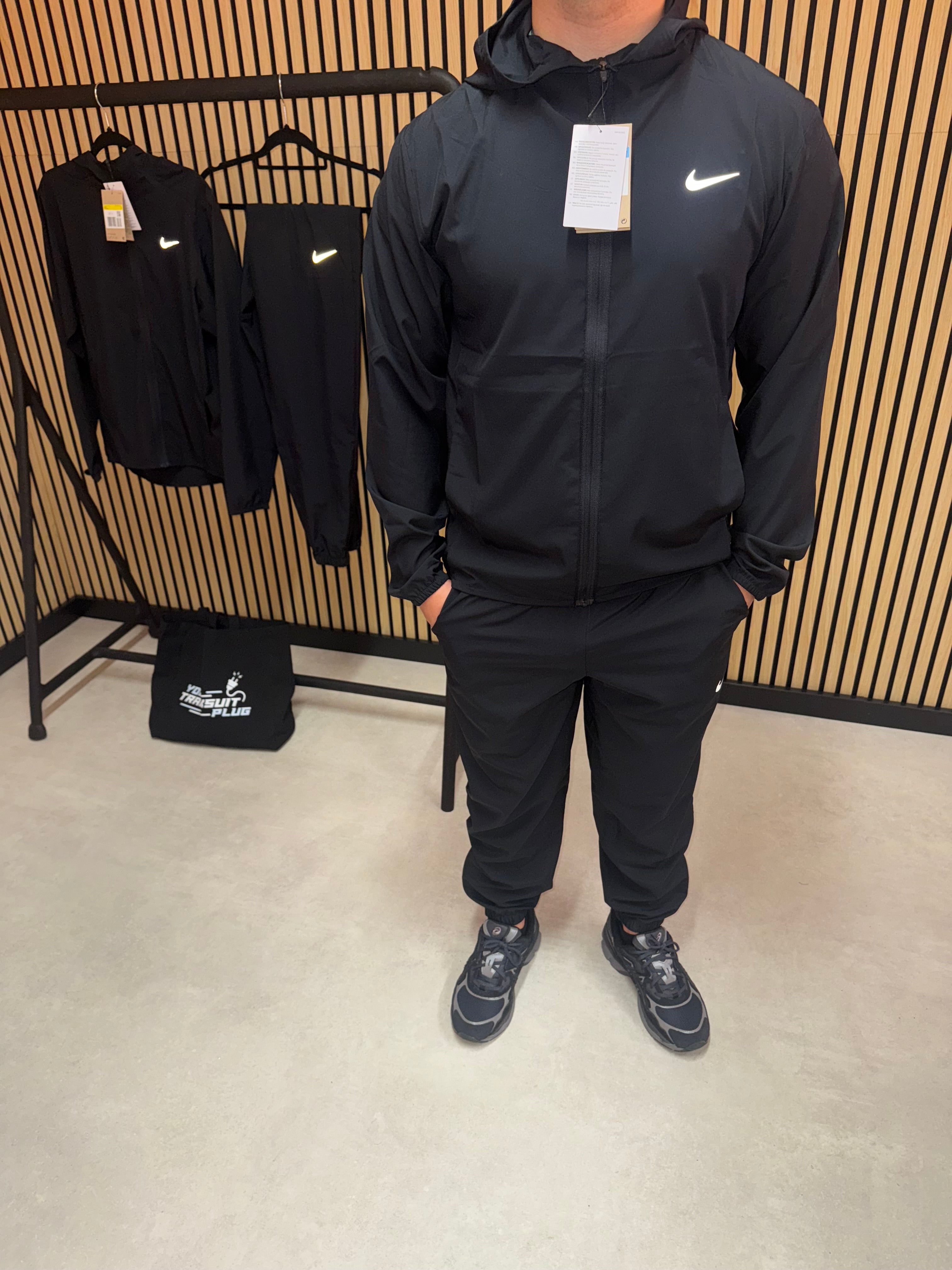 NIKE MILER TRACKSUIT BLACK