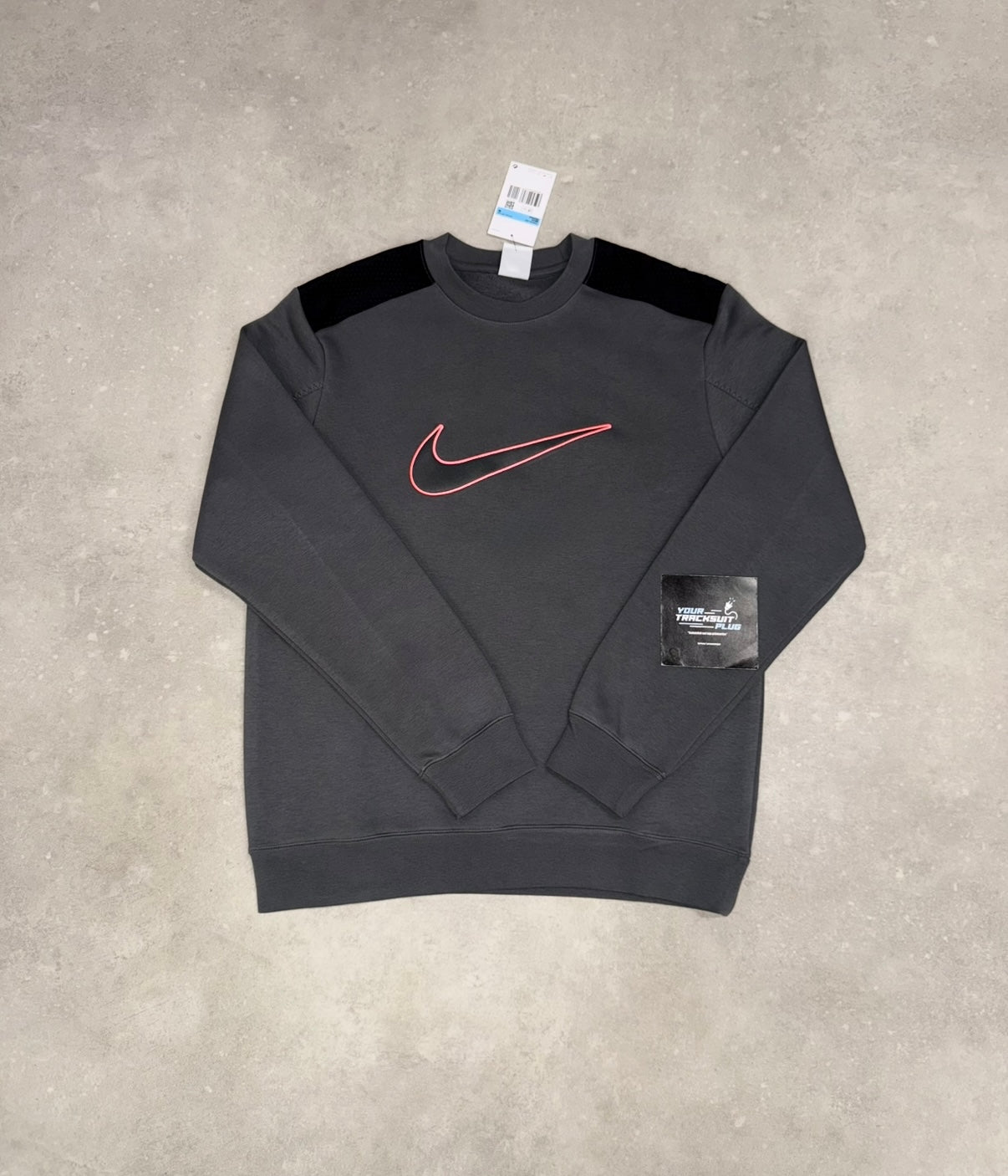 NIKE TRACKSUIT