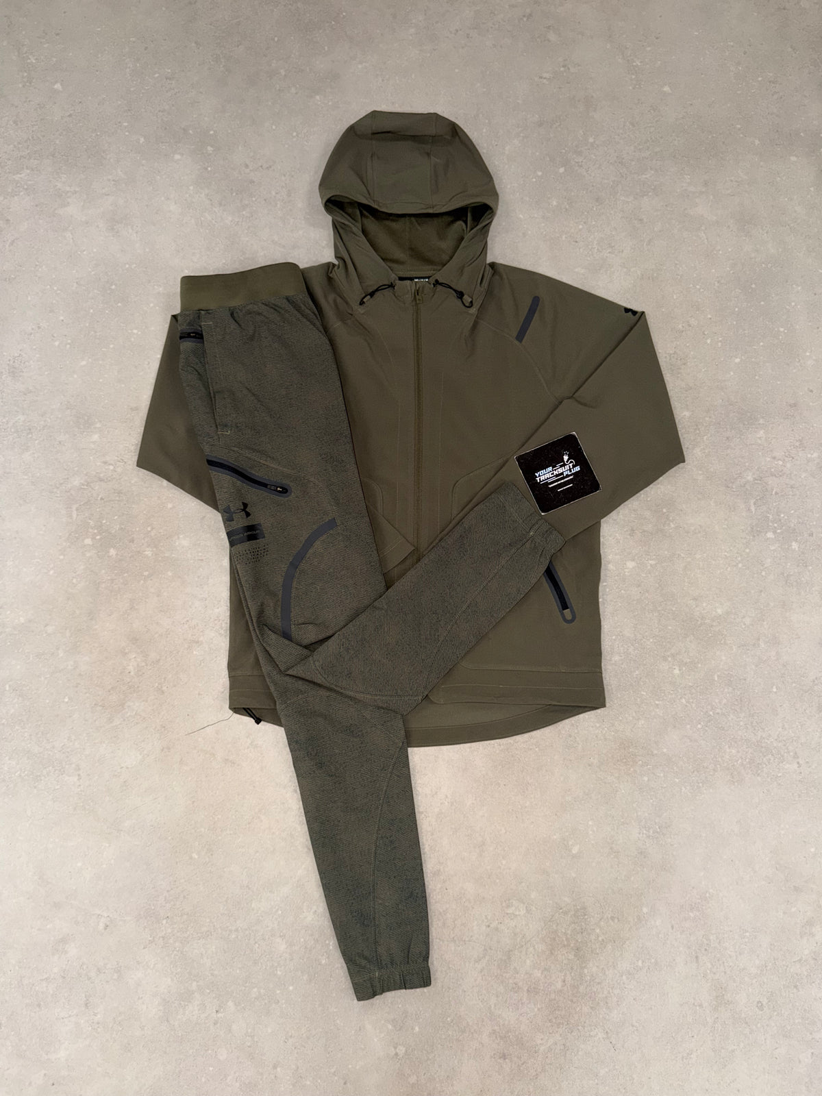 UNDER ARMOUR TRACKSUIT // LIMITED EDITION