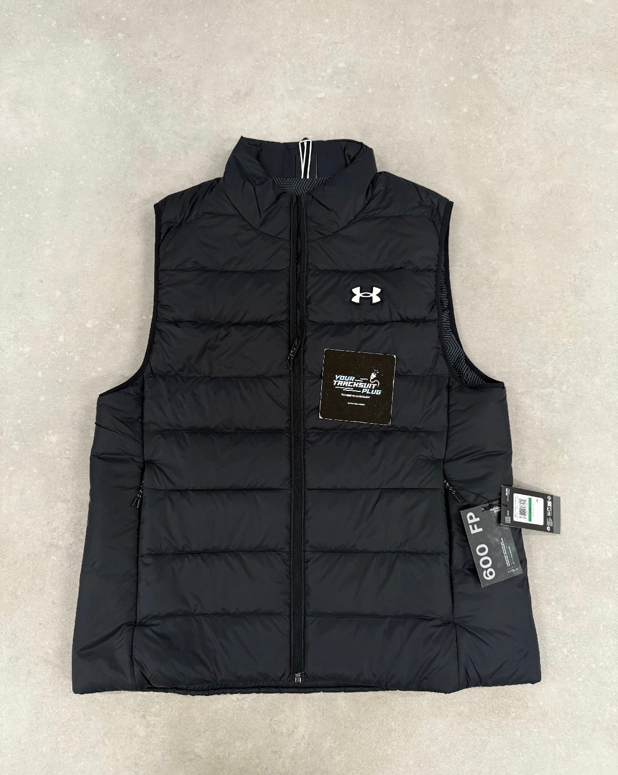 UNDER ARMOUR BODYWARMER BLACK & WHITE