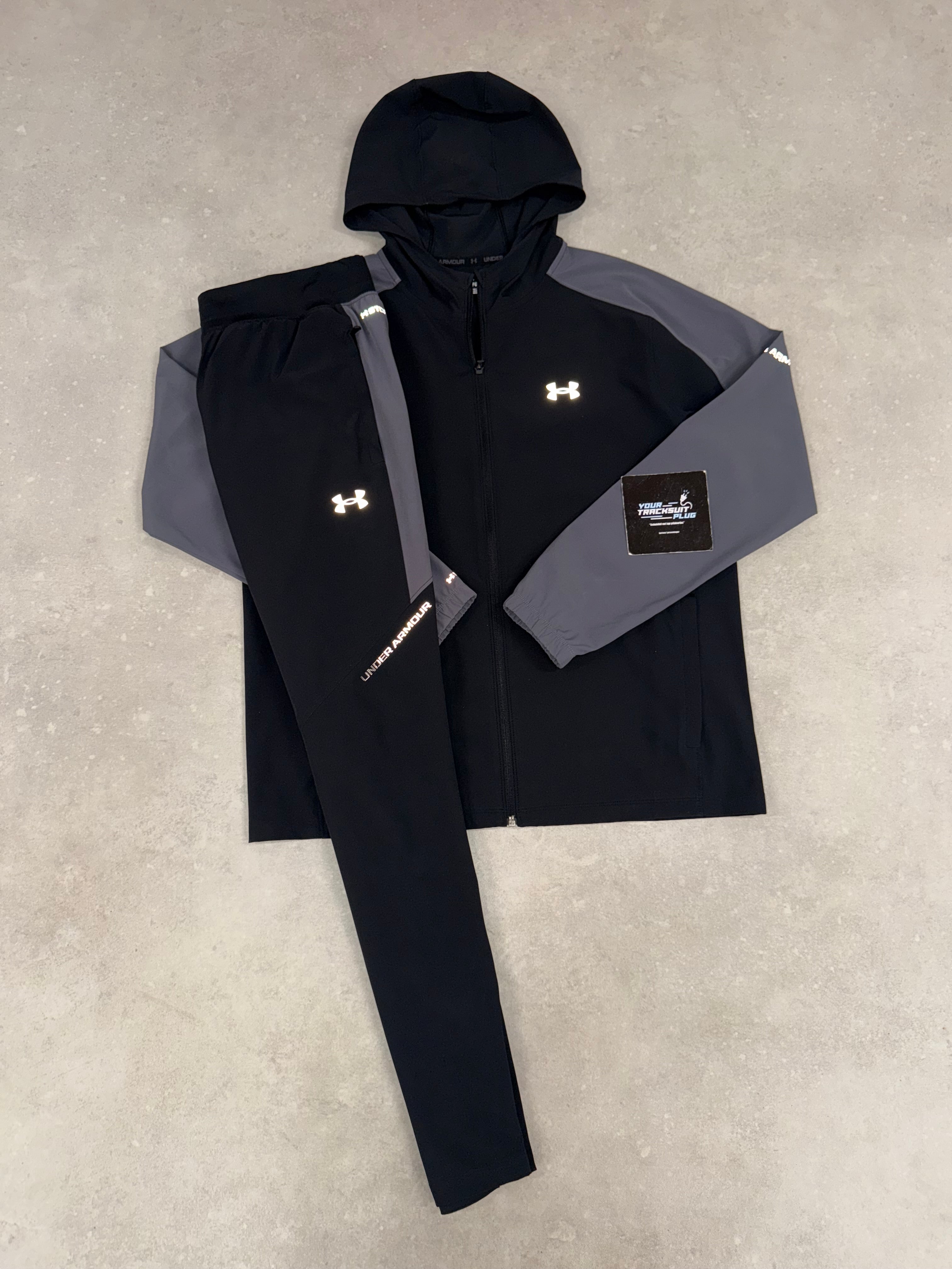 UNDER ARMOUR TRACKSUIT BLACK & GREY // THE LATEST