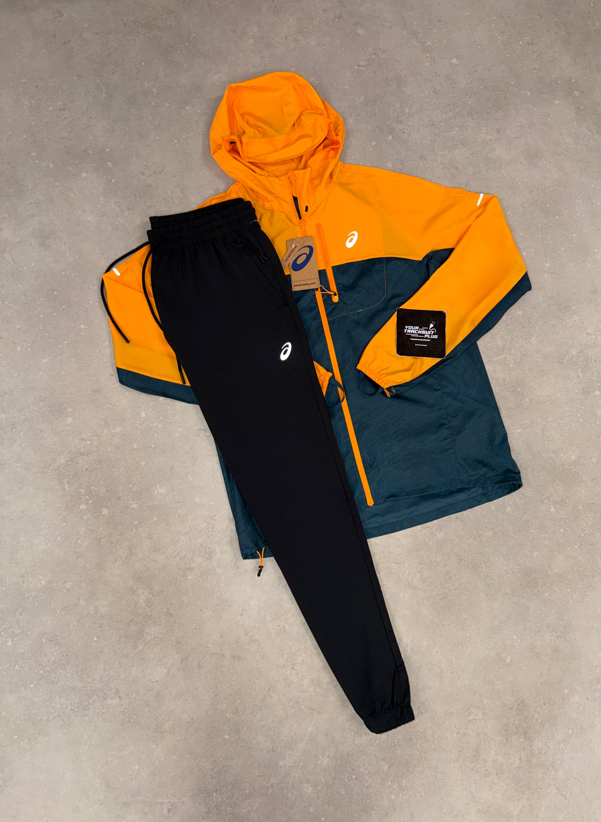 ASICS TRACKSUIT // VERY EXCLUSIVE