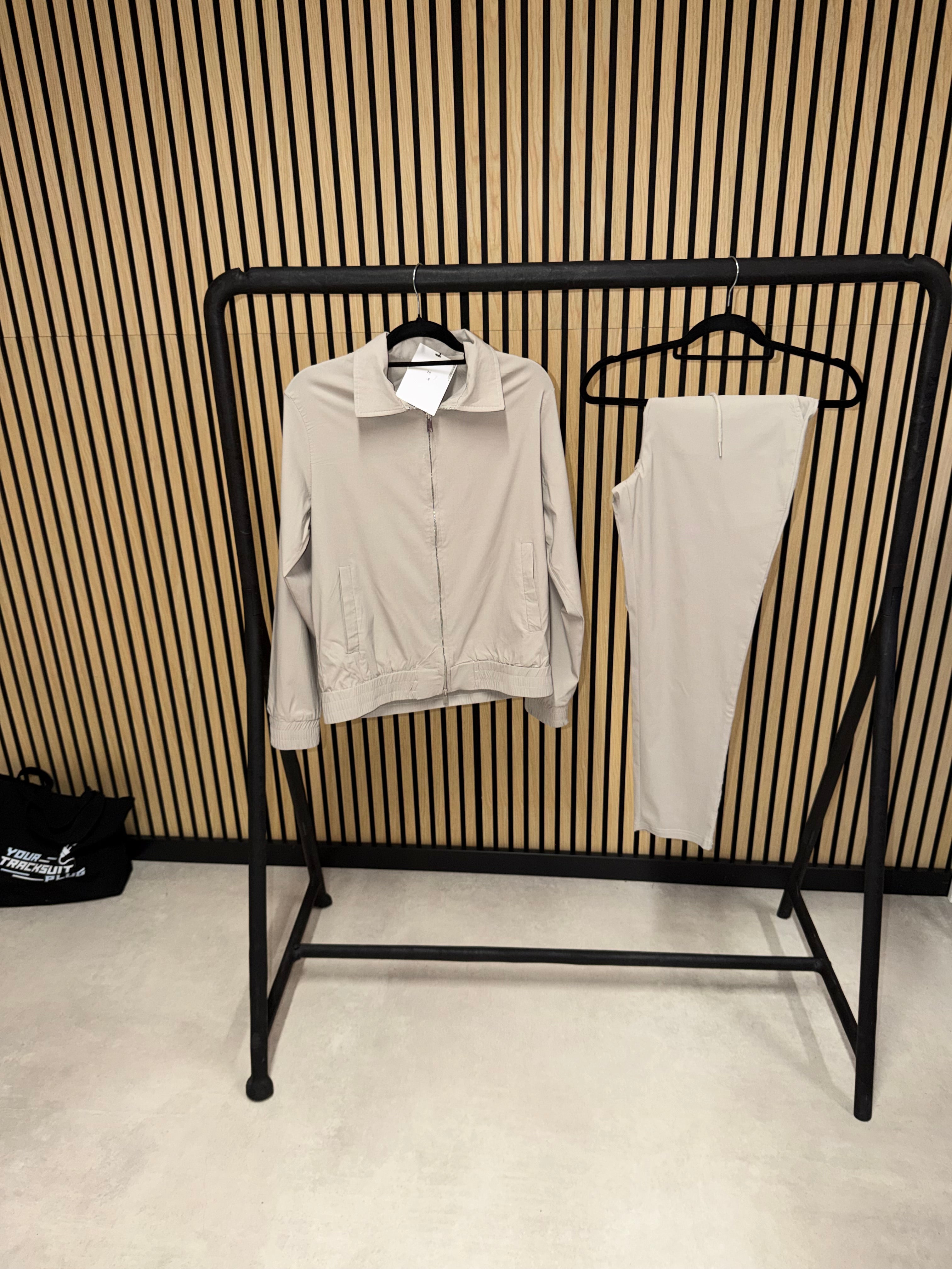 DARK BEIGE TECH SUIT // PREMIUM