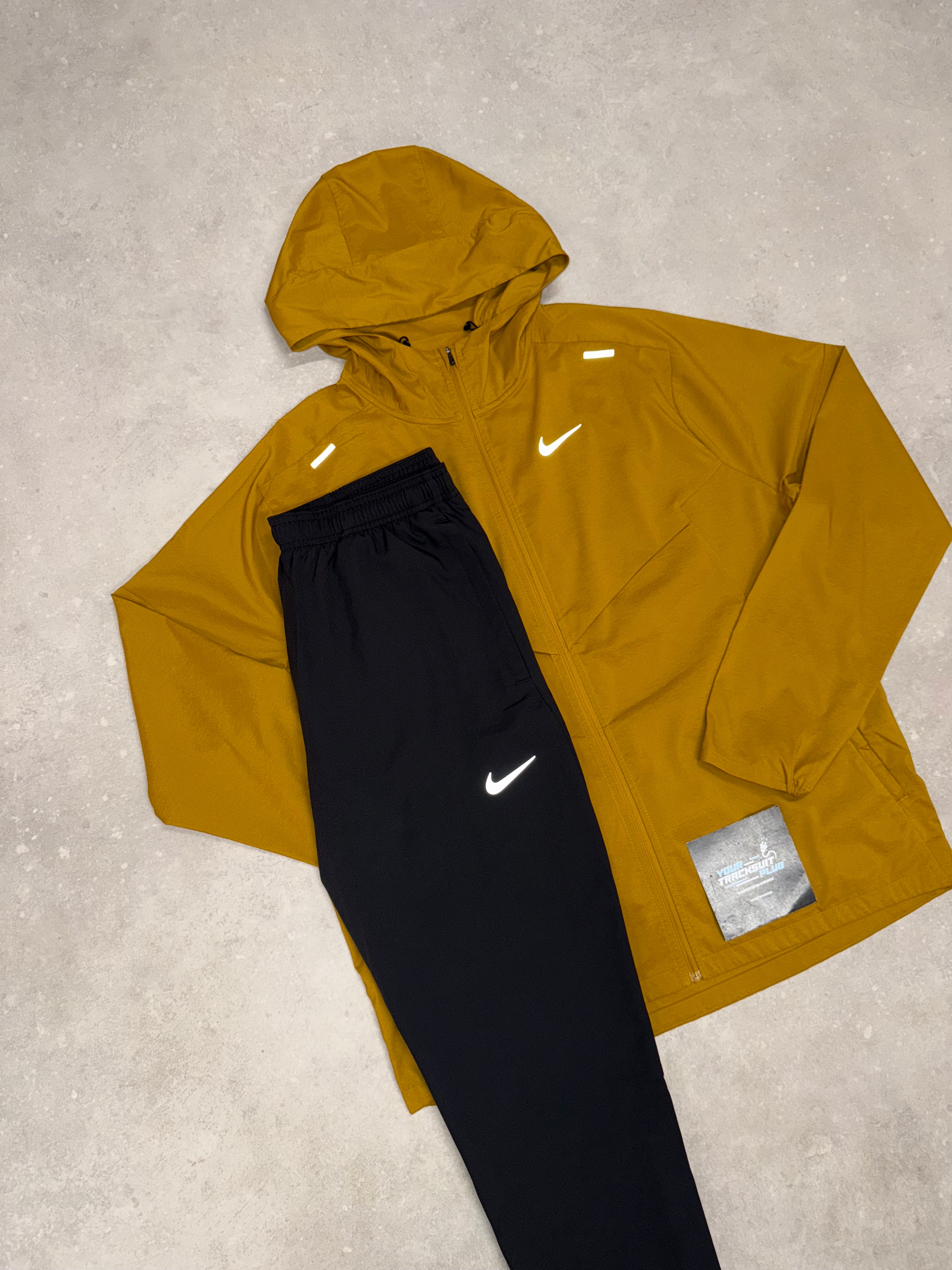 NIKE MILER TRACKSUIT // LIMITED EDITION