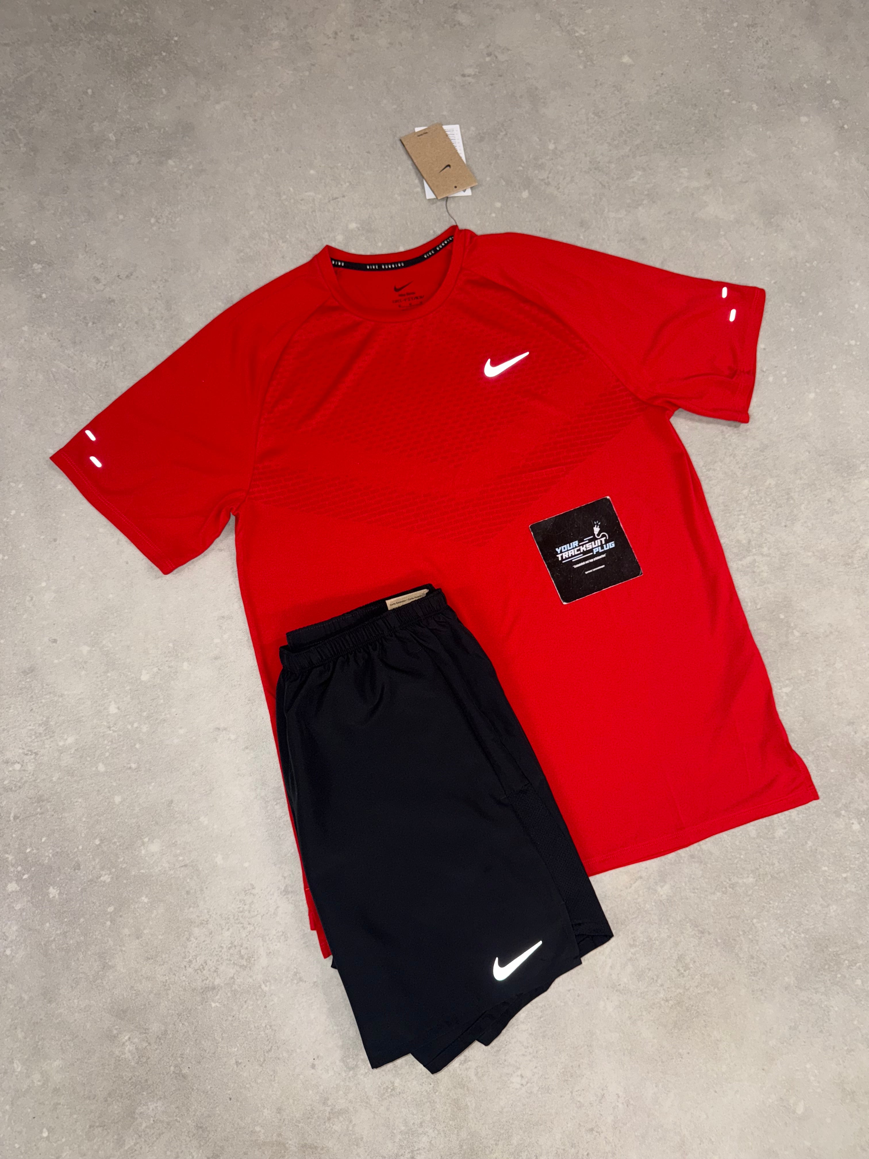 NIKE BLACK & RED // SUMMER SET
