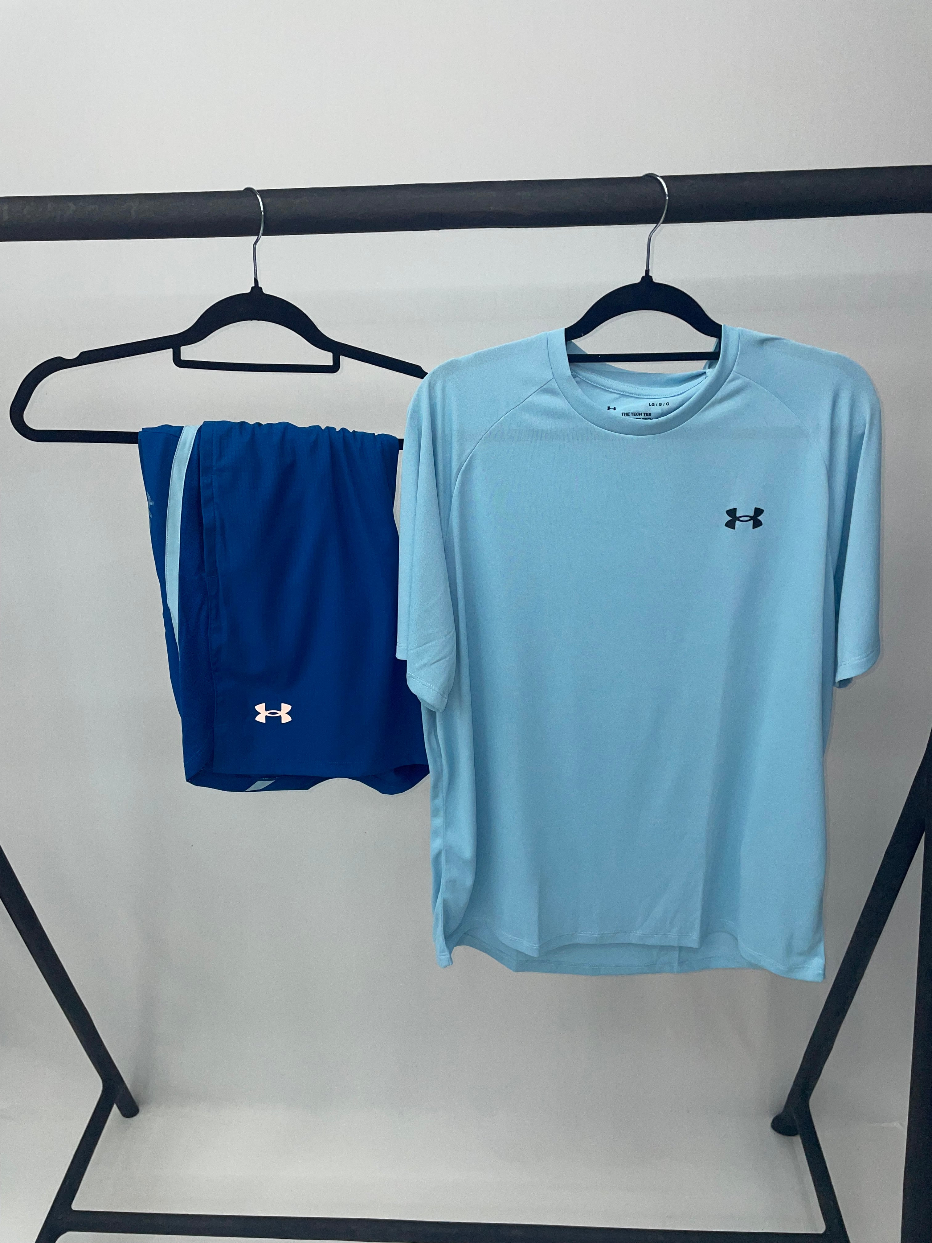 UNDER ARMOUR SET