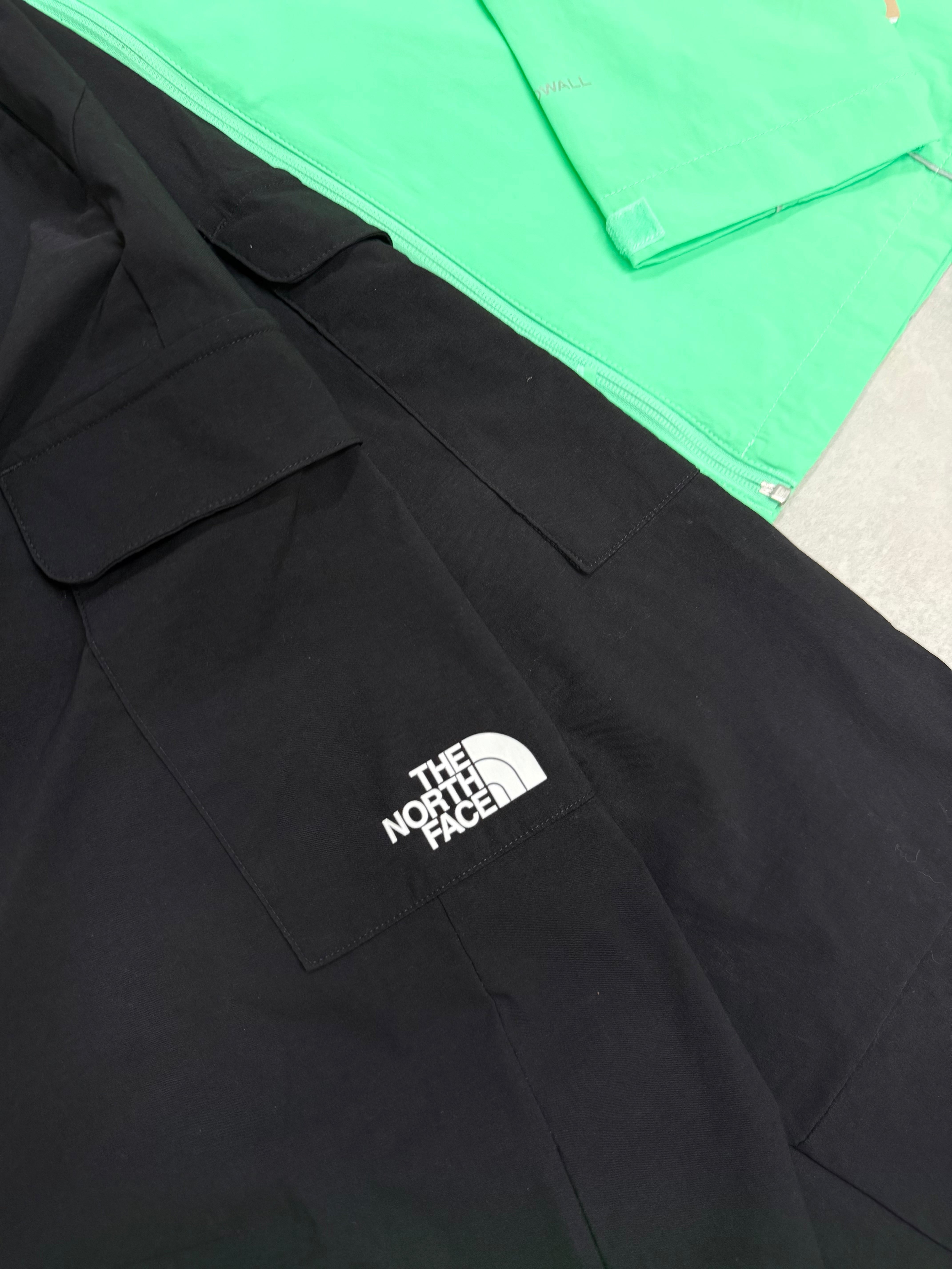 NORTH FACE TRACKSUIT // LITE EDITION
