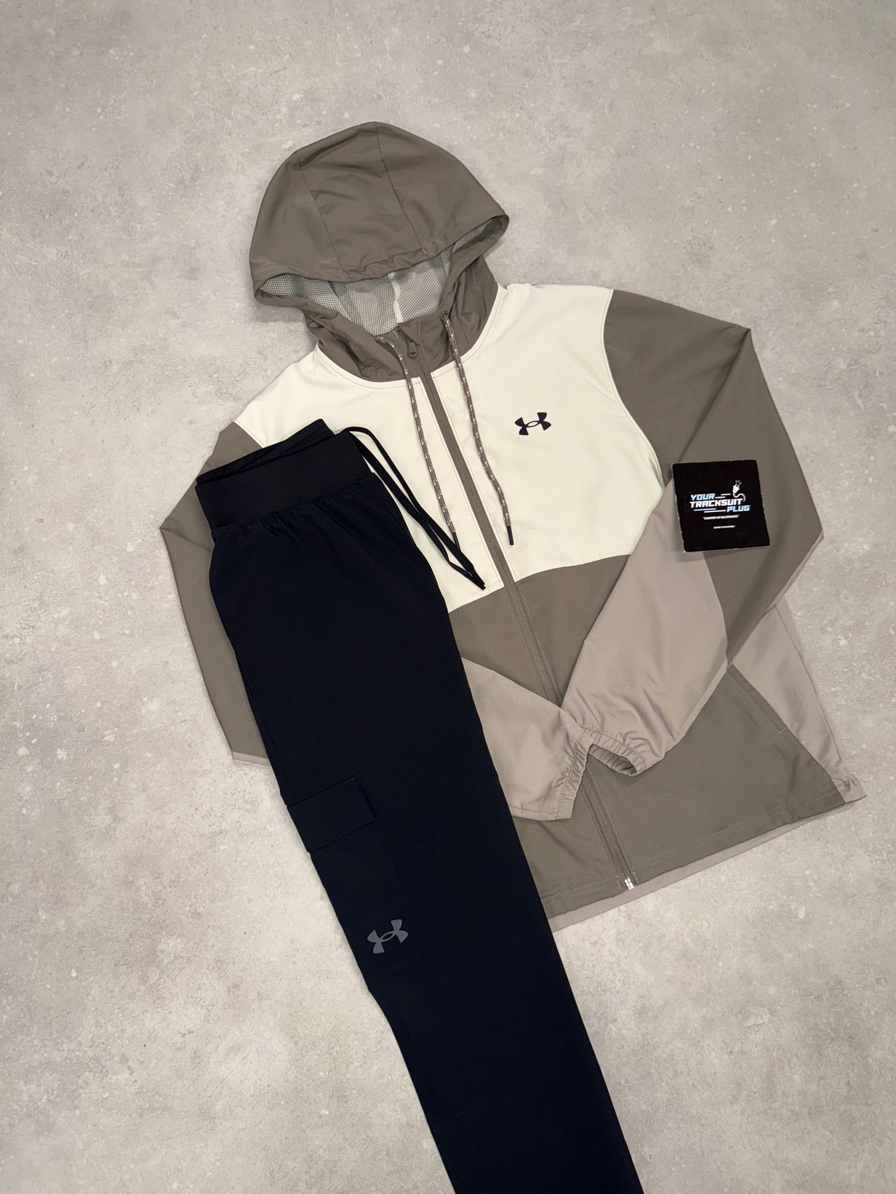 UNDER ARMOUR TRACKSUIT // LIMITED EDITION