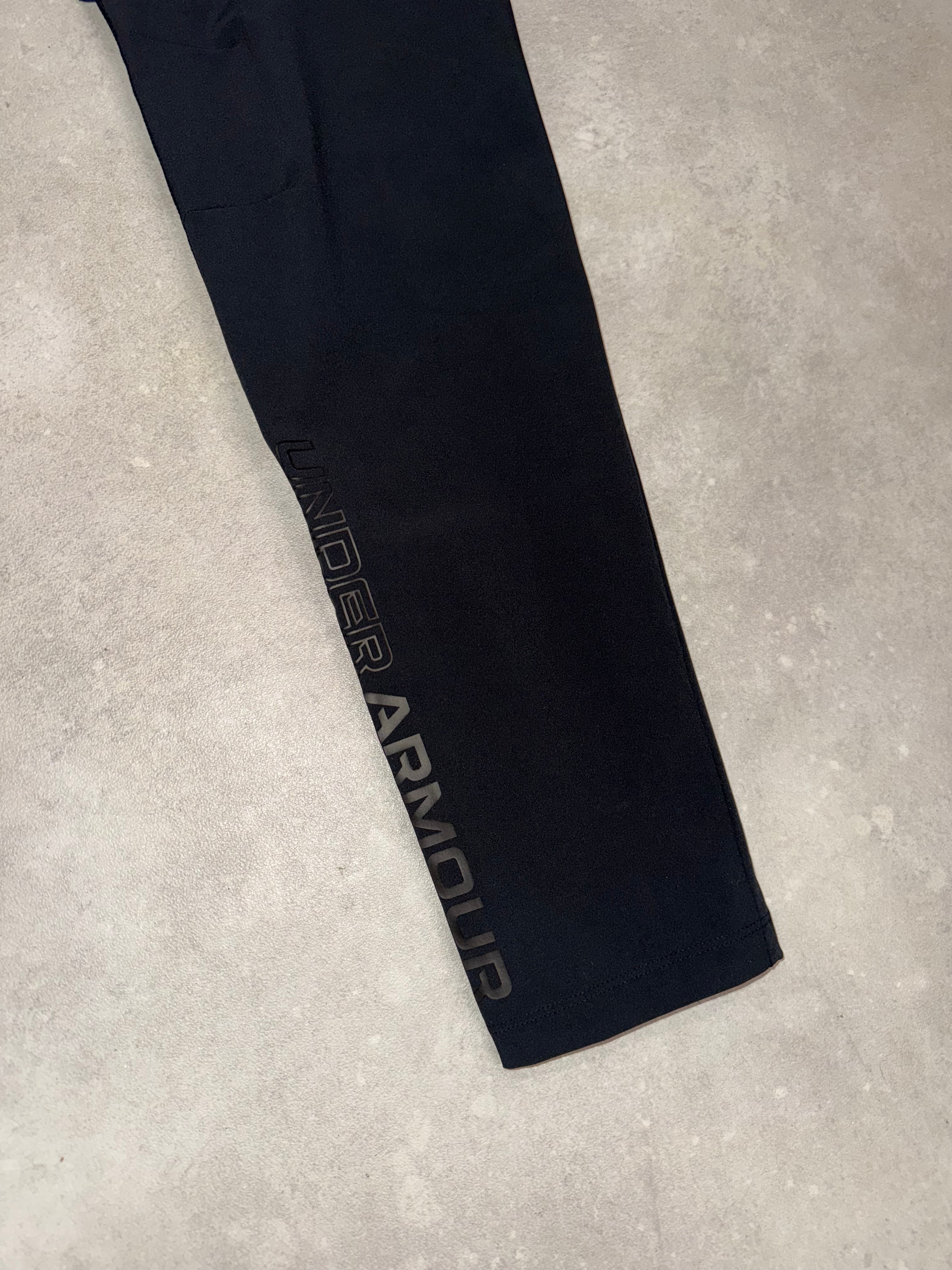 UNDER ARMOUR TRACKSUIT // LIMITED EDITION
