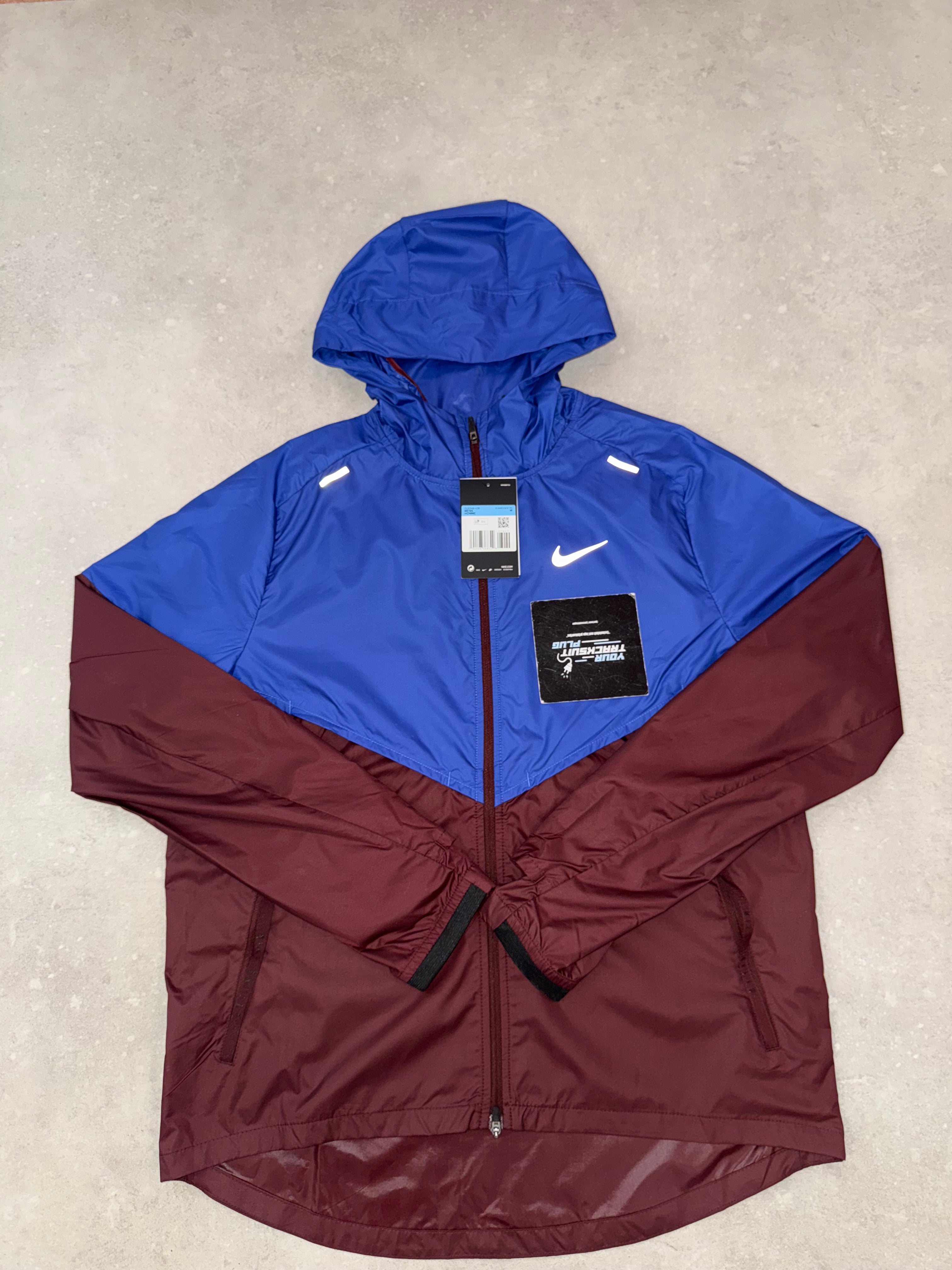 NIKE TRACKSUIT // VERY VERY EXCLUSIVE