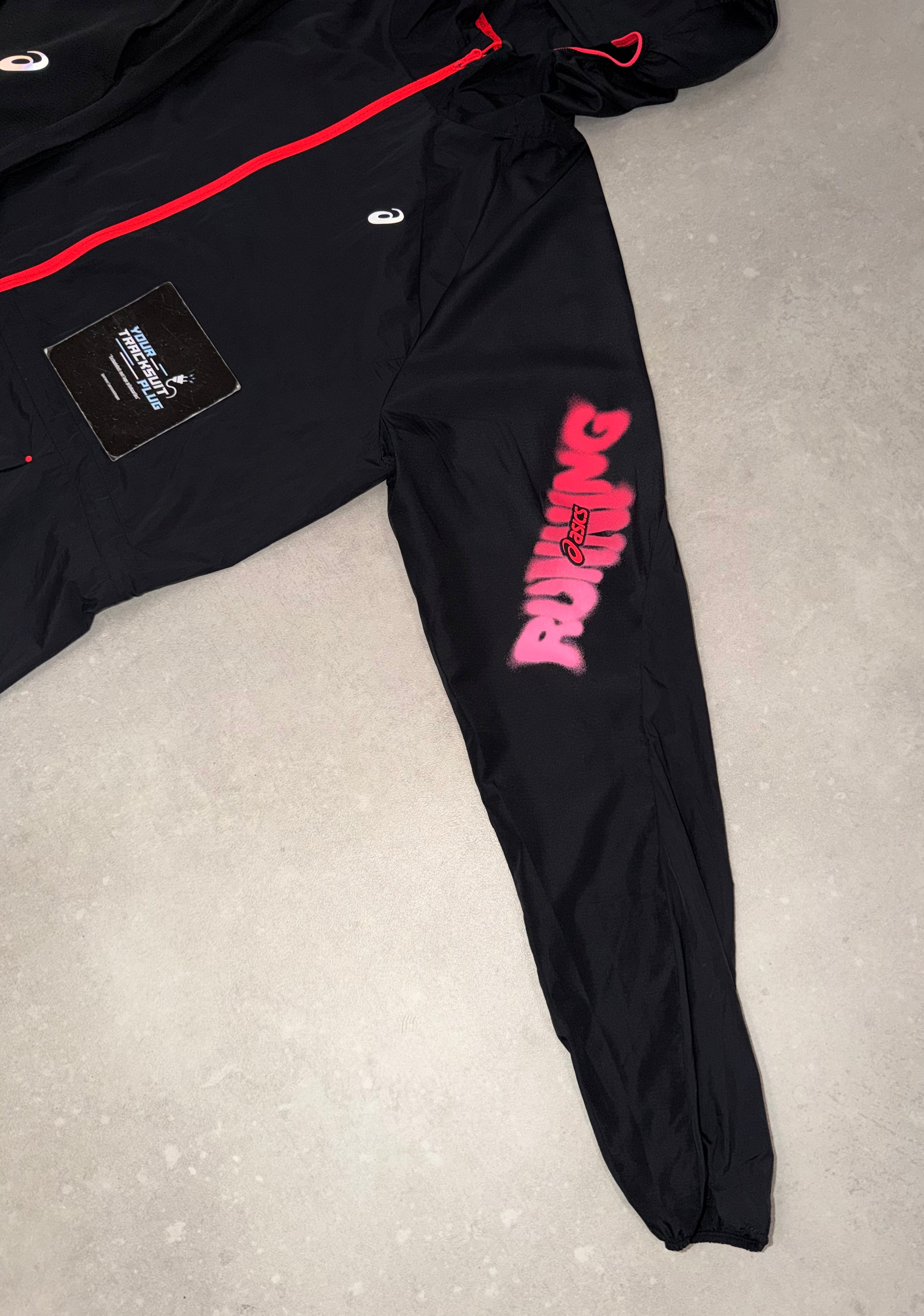 ASICS TRACKSUIT // VERY VERY EXCLUSIVE