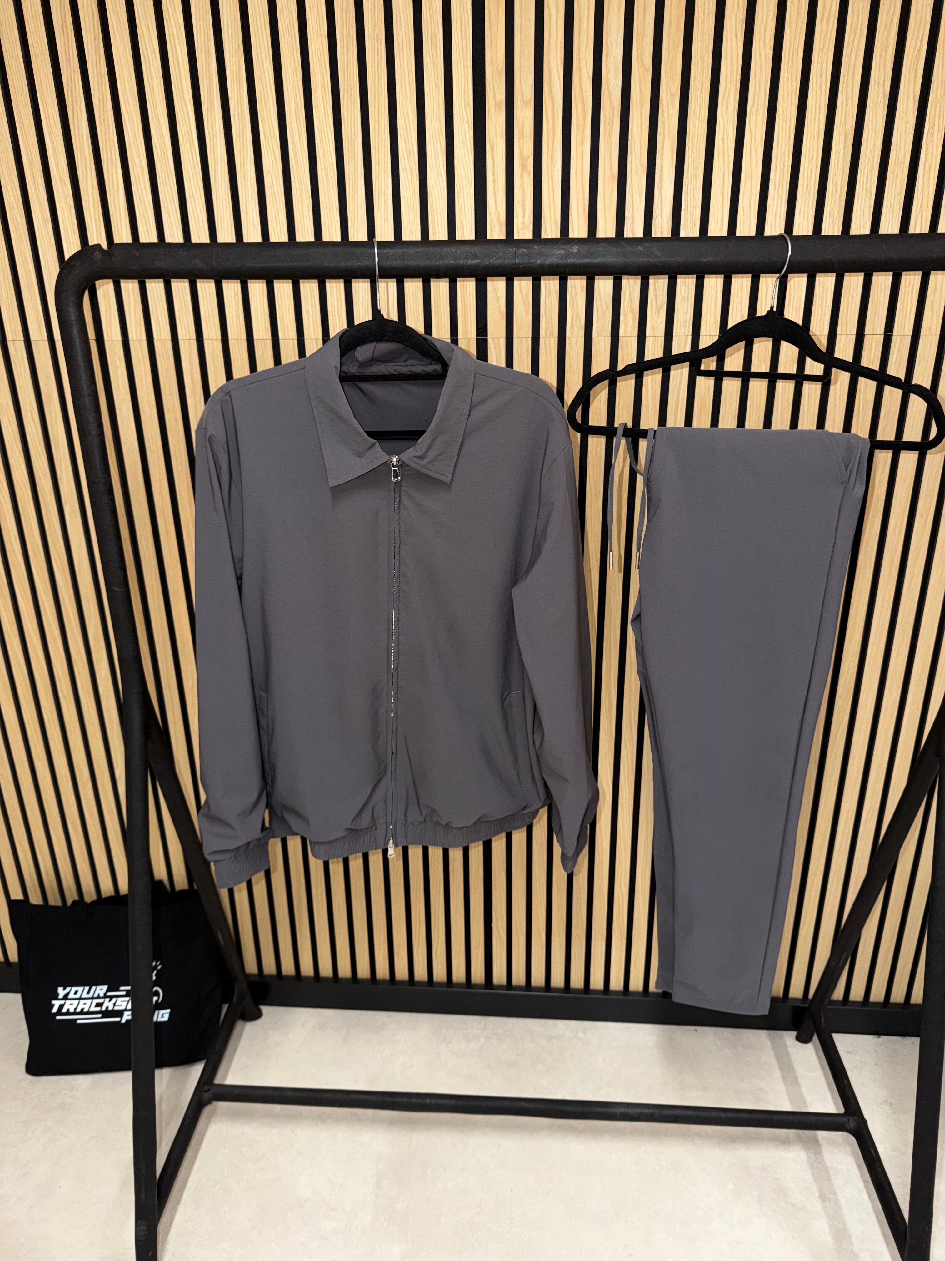 SMOKE GREY TECH SUIT // PREMIUM