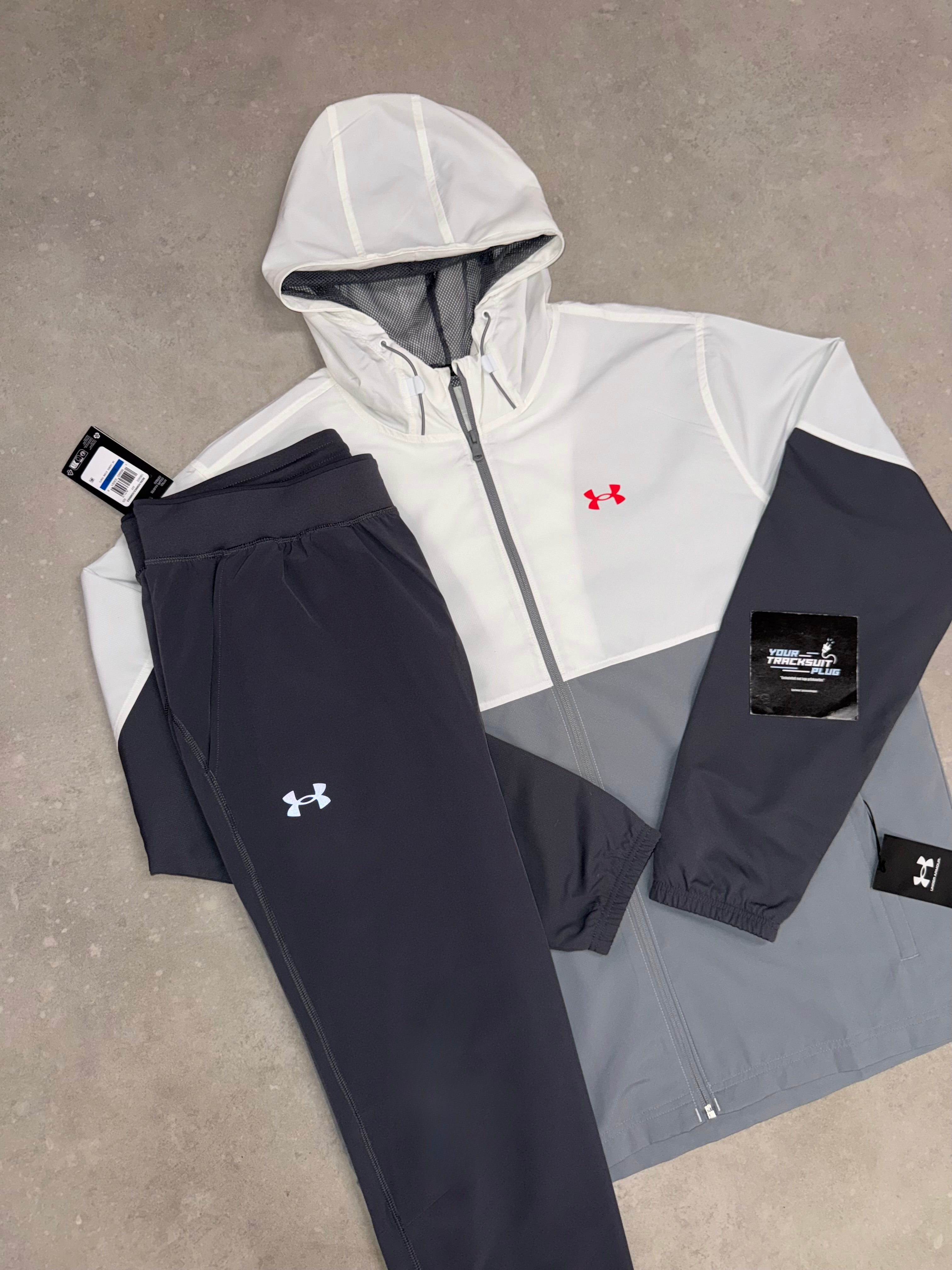 UNDER ARMOUR TRACKSUIT // LIMITED EDITION