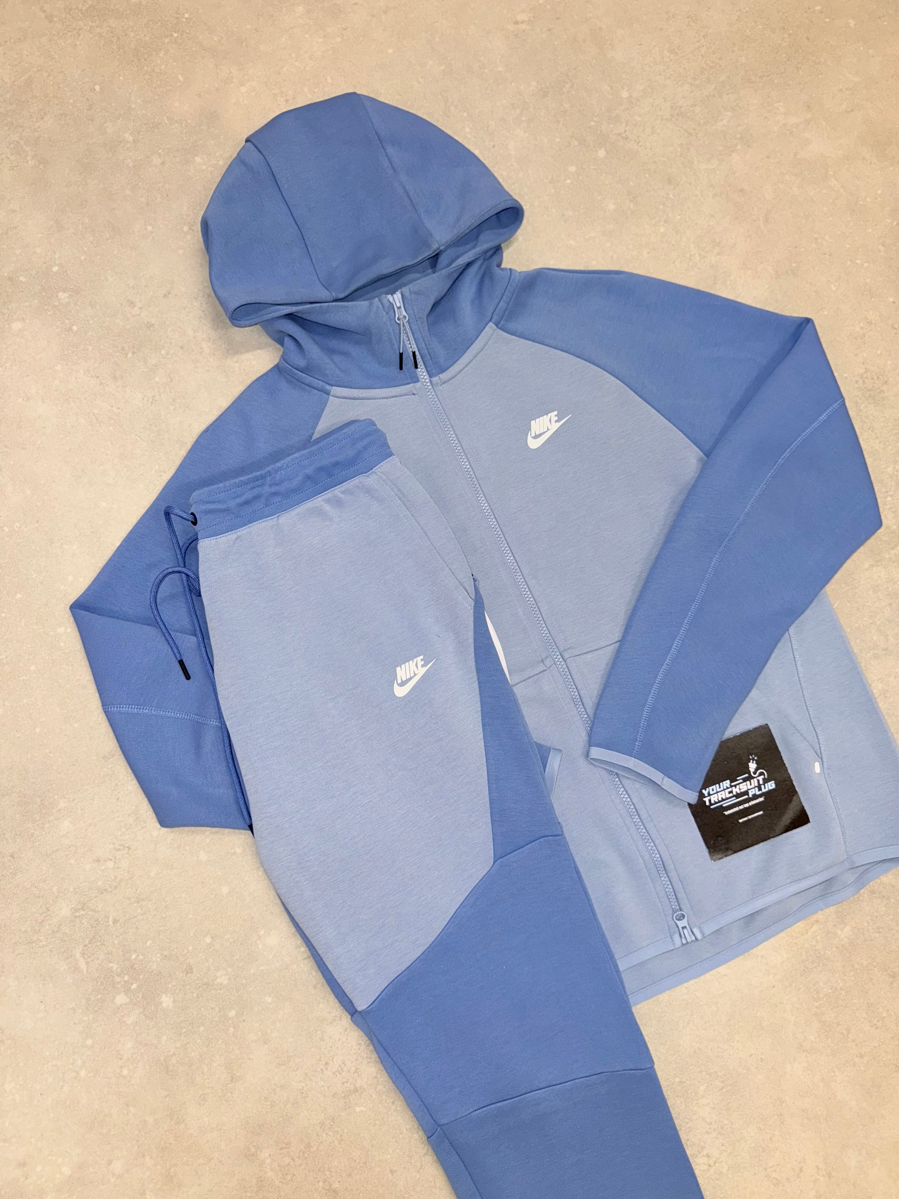 NIKE TECH FLEECE OLD SEASON // VERY EXCLUSIVE