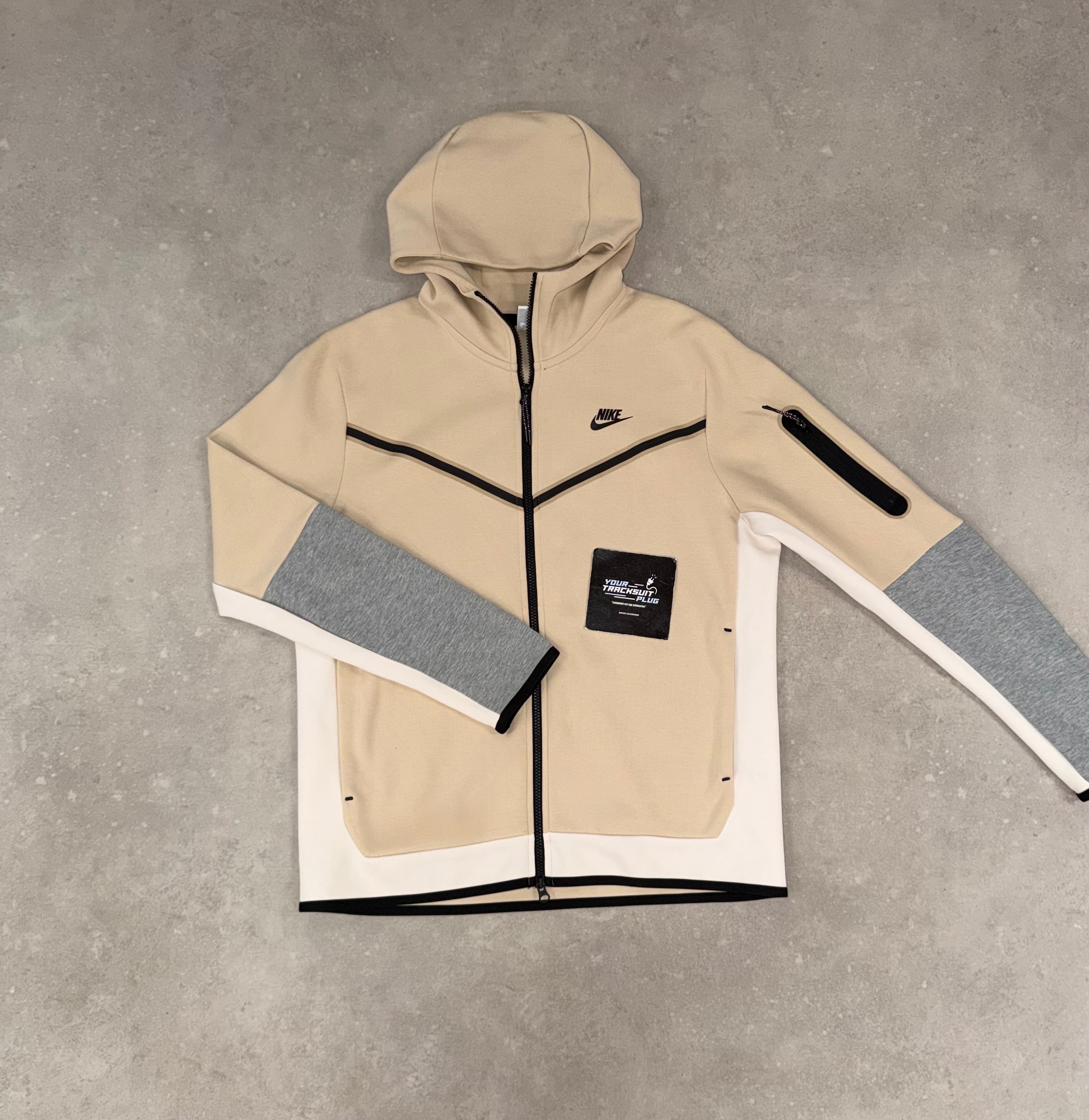 NIKE TECH FLEECE TRACKSUIT // EXCLUSIVE EDITION