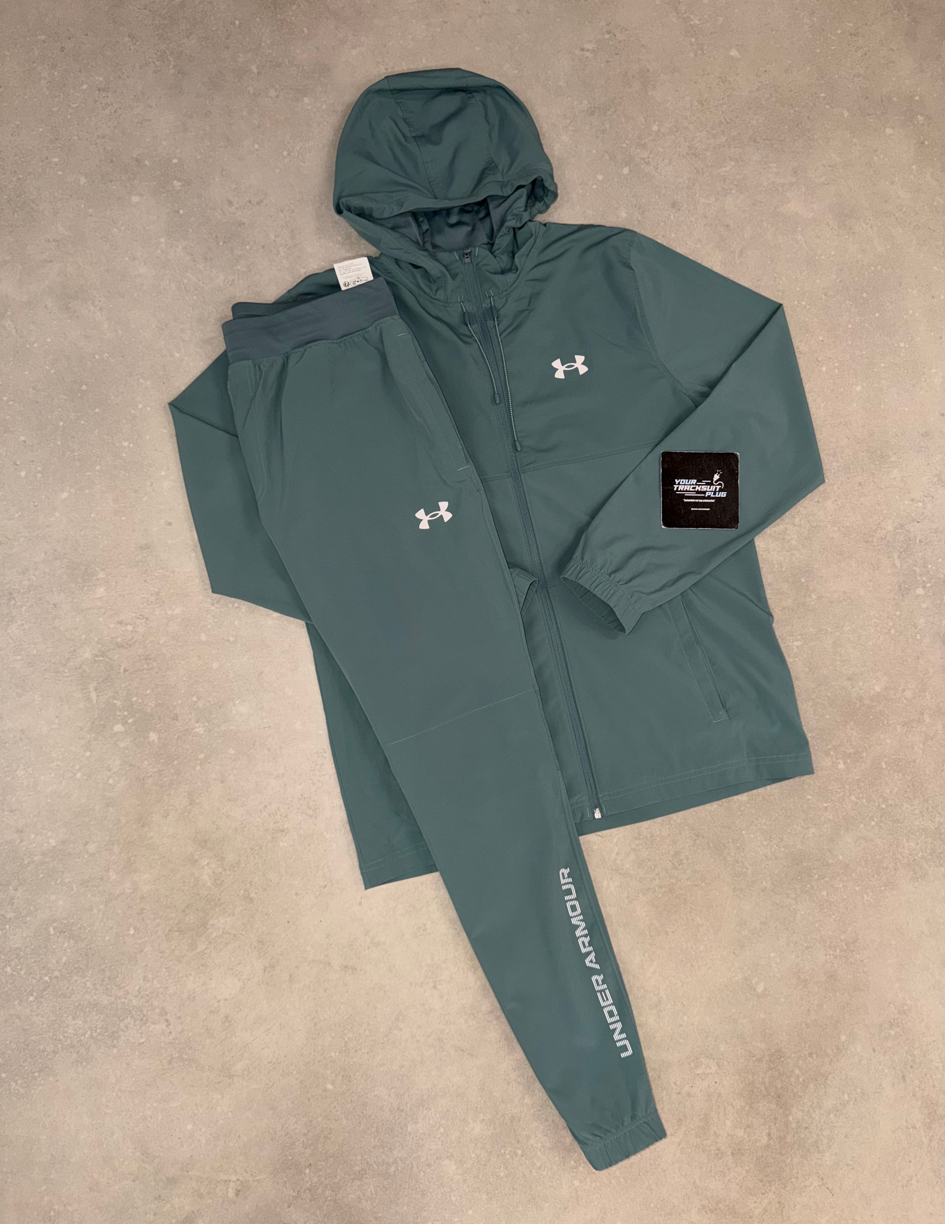 UNDER ARMOUR TRACKSUIT // LIMITED EDITION