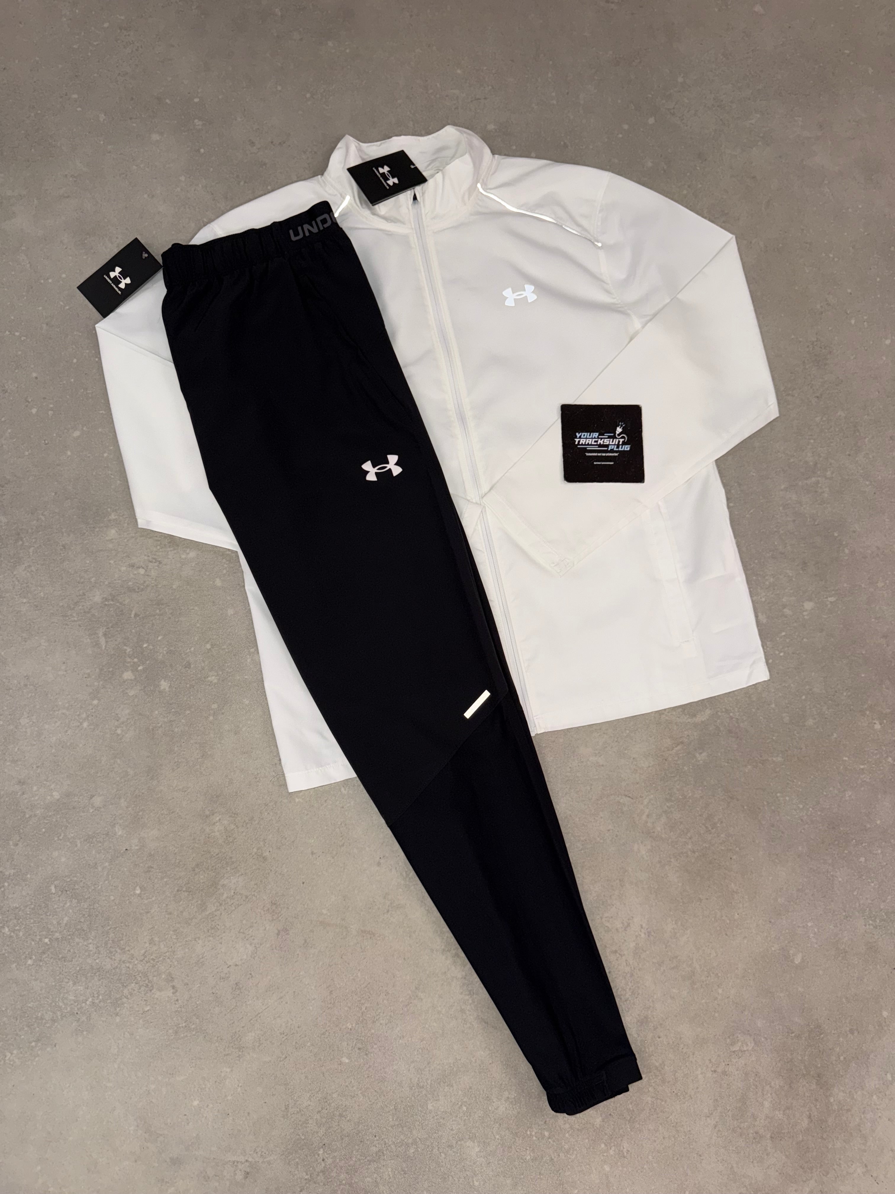 UNDER ARMOUR TRACKSUIT BLACK & WHITE EDITION