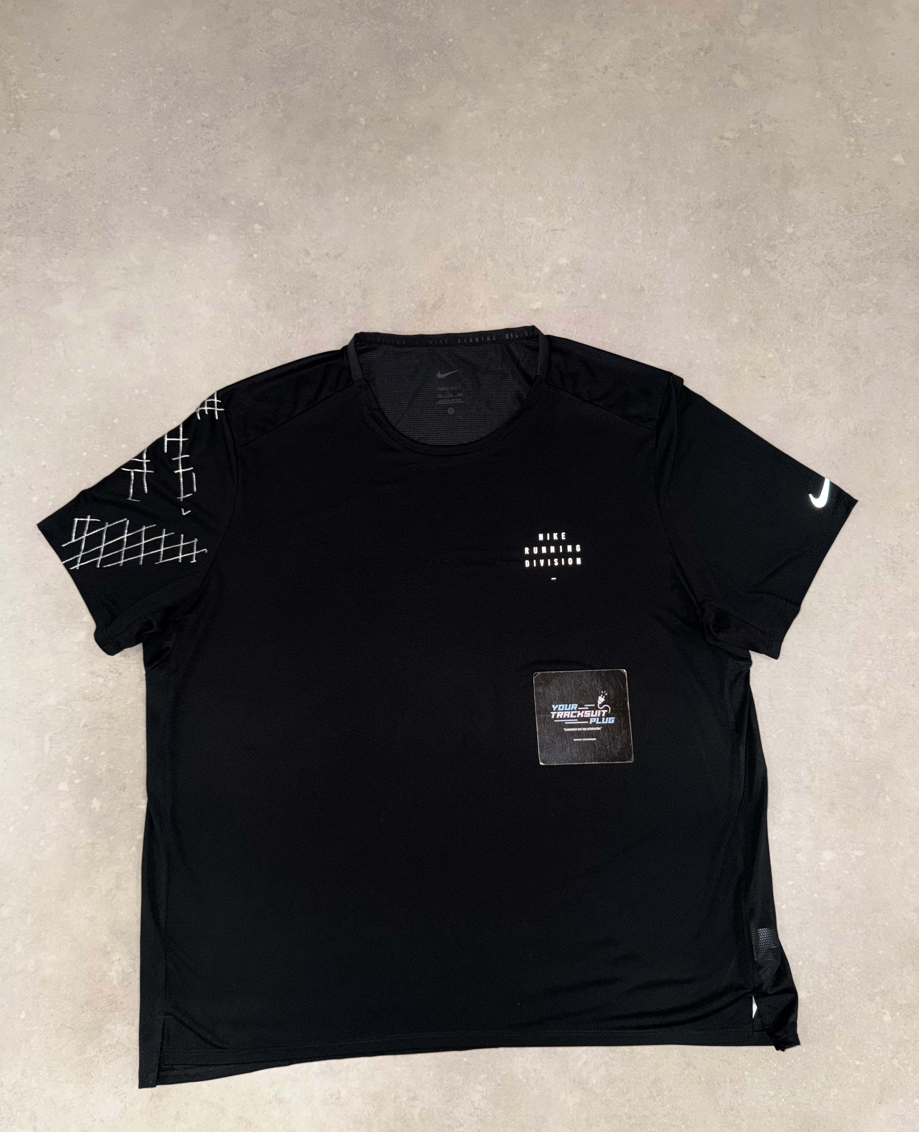NIKE RUNNING DIVISION BLACK & GREY // VERY EXCLUSIVE