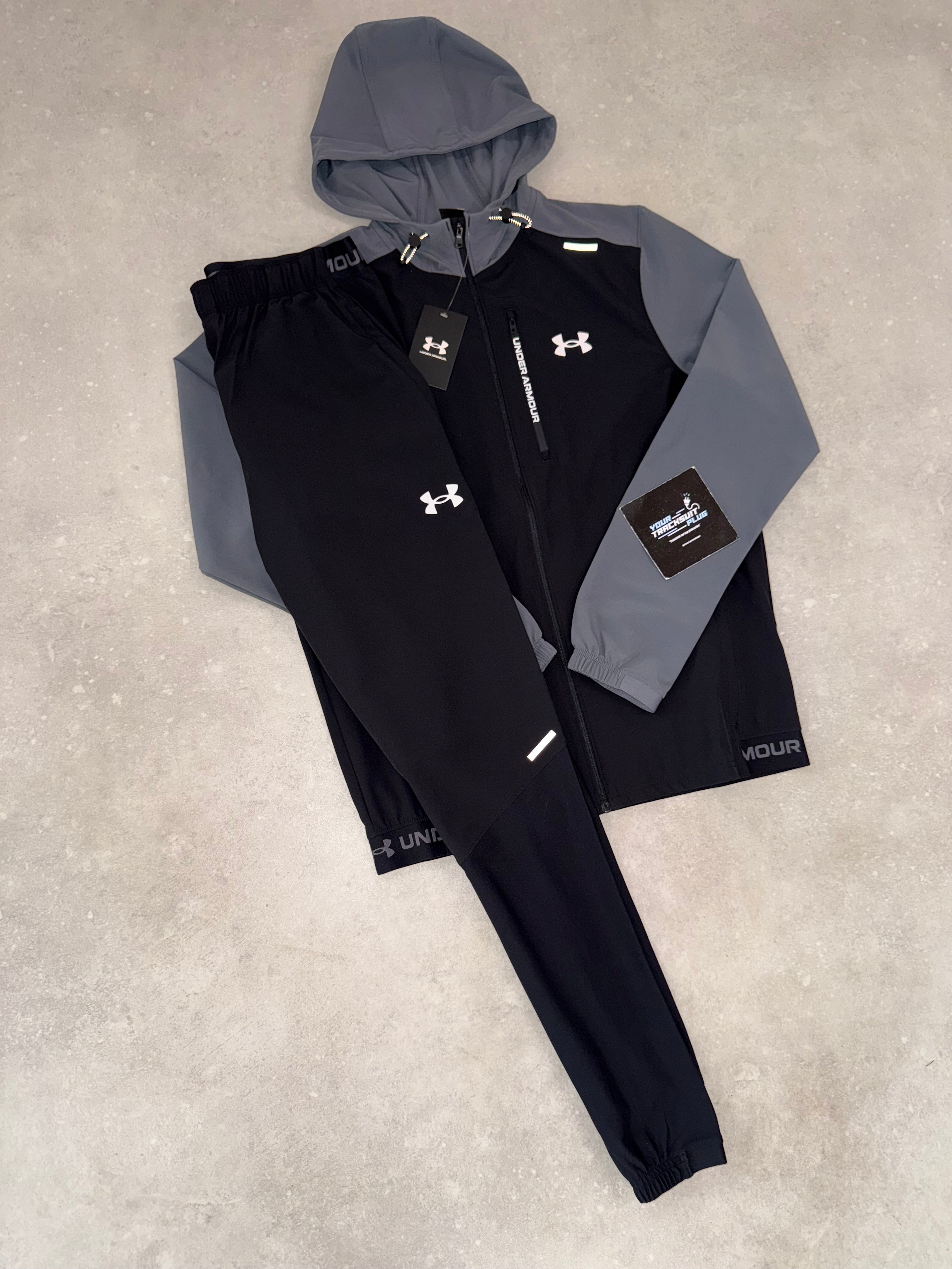 UNDER ARMOUR TRACKSUIT BLACK & GREY // THE LATEST