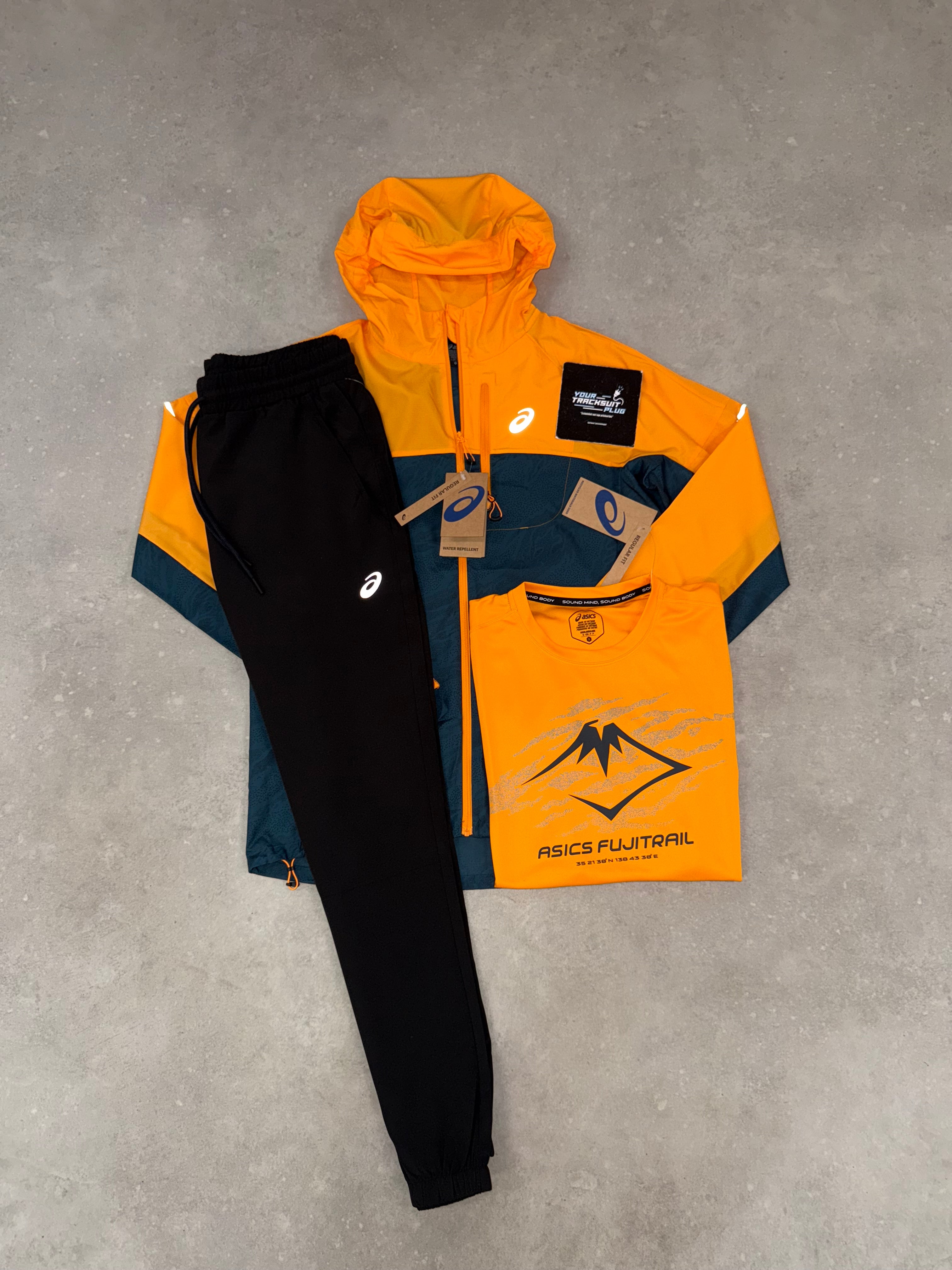 ASICS COMBIDEAL ORANGE & BLACK // VERY VERY EXCLUSIVE