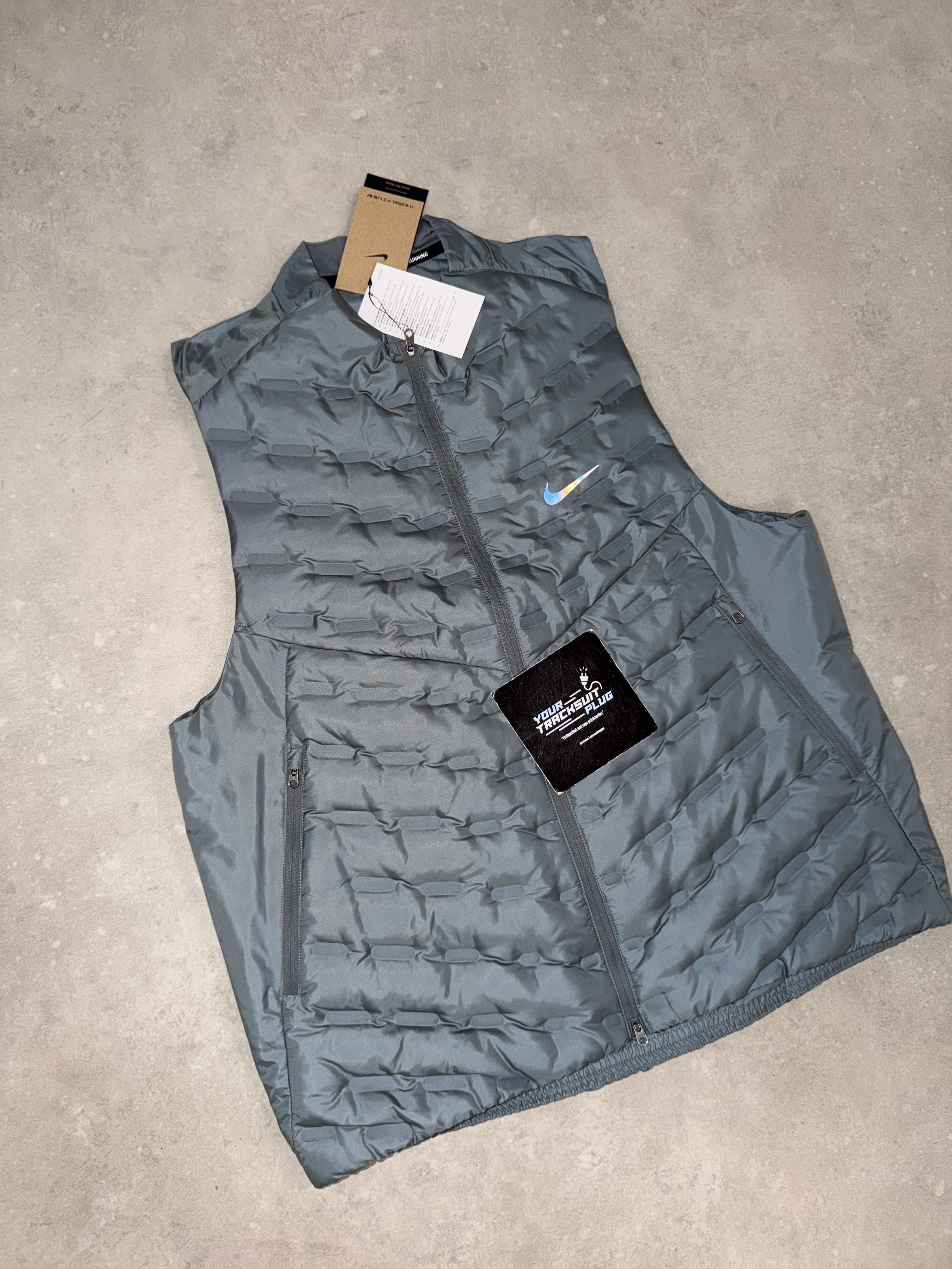 NIKE BODYWARMER // LIMITED EDITION