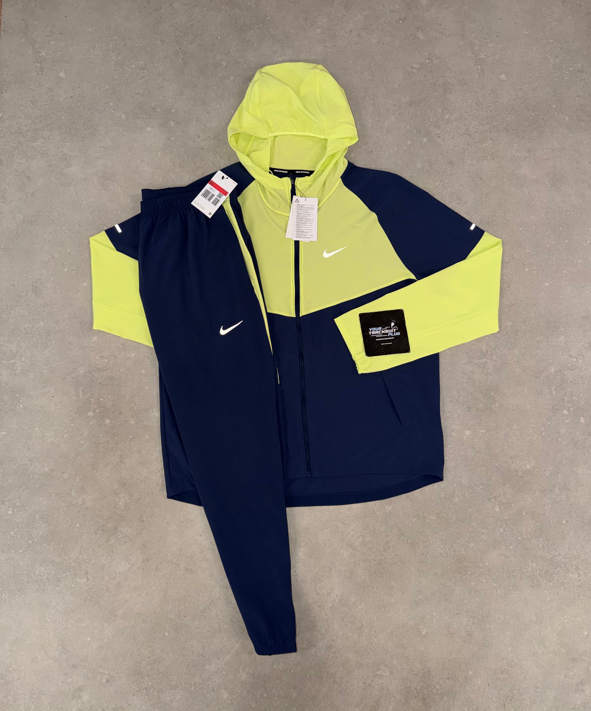 NIKE TRACKSUIT // VERY EXCLUSIVE